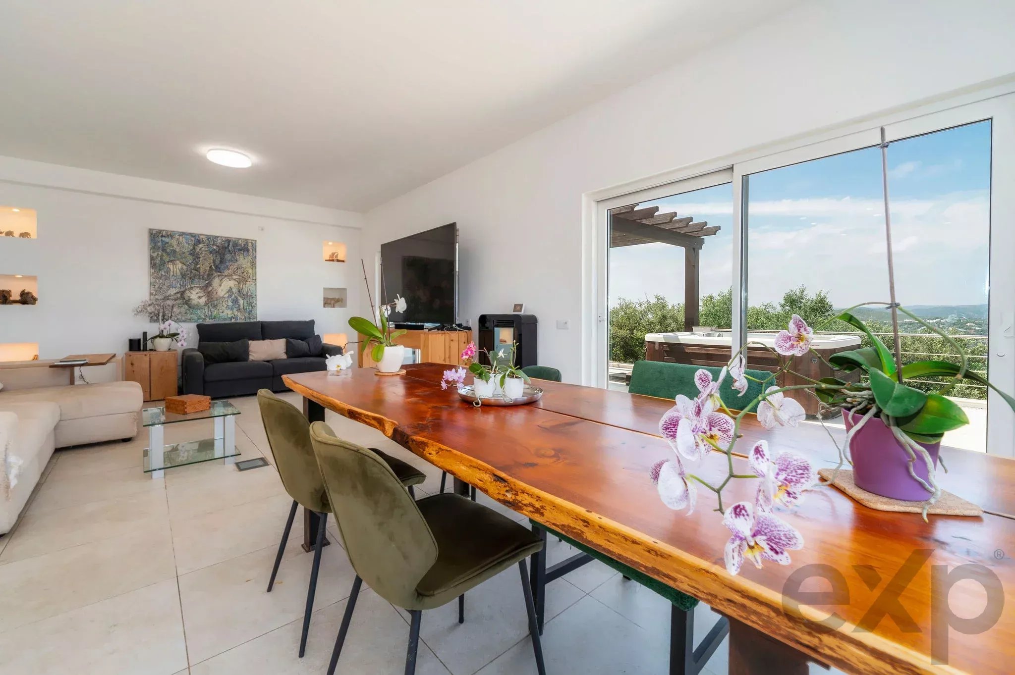 T3 Villa with magnificent views, close to São Bras de Alportel, Loule and Faro