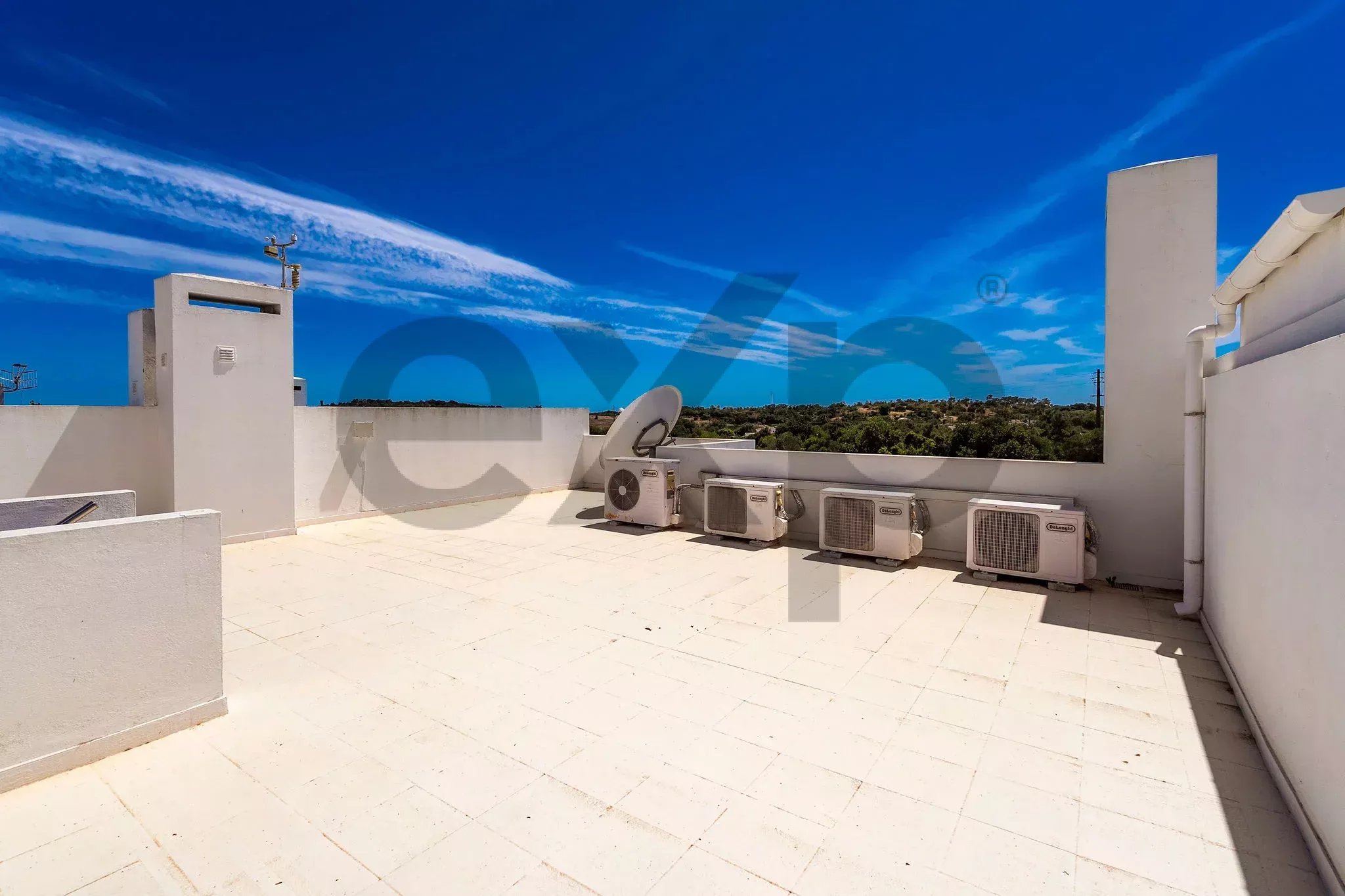 T3 Townhouse in the center of Moncarapacho
