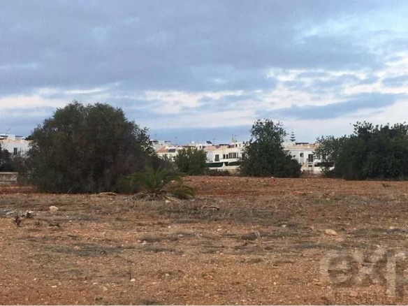 Urban land for sale in Tavira