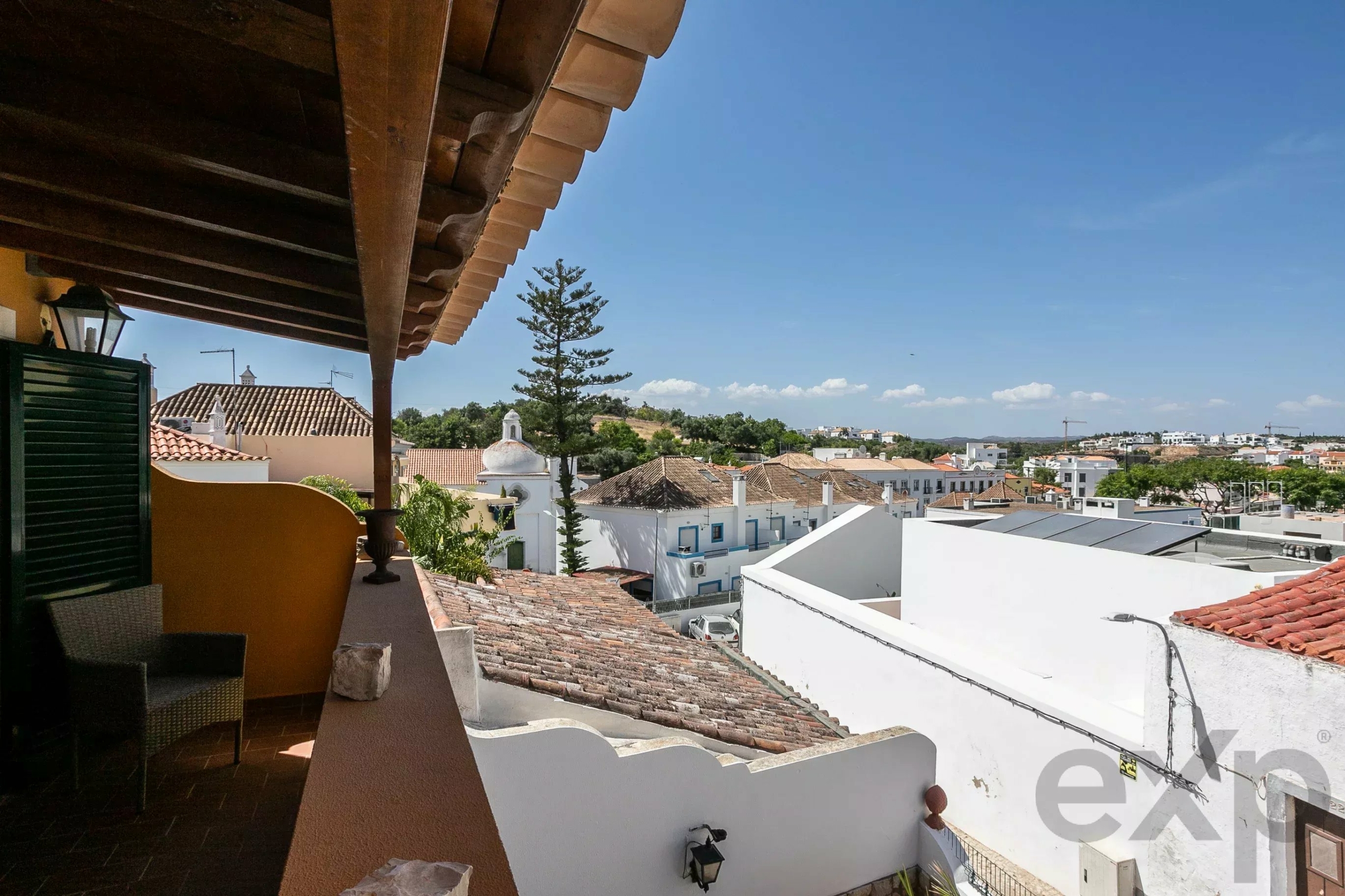 Stunning 4-Bedroom Townhouse in Tavira’s Historic Centre