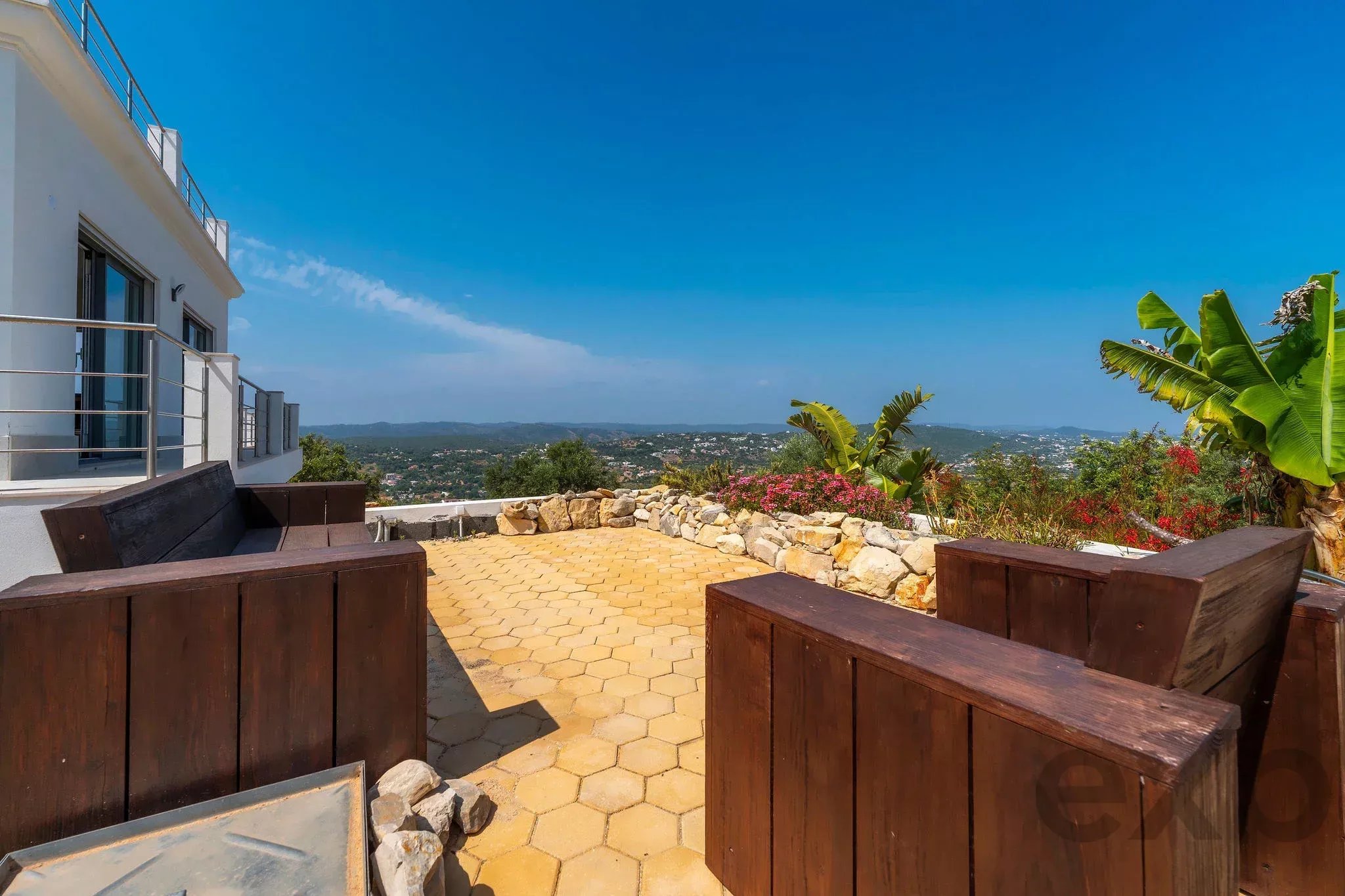 T3 Villa with magnificent views, close to São Bras de Alportel, Loule and Faro