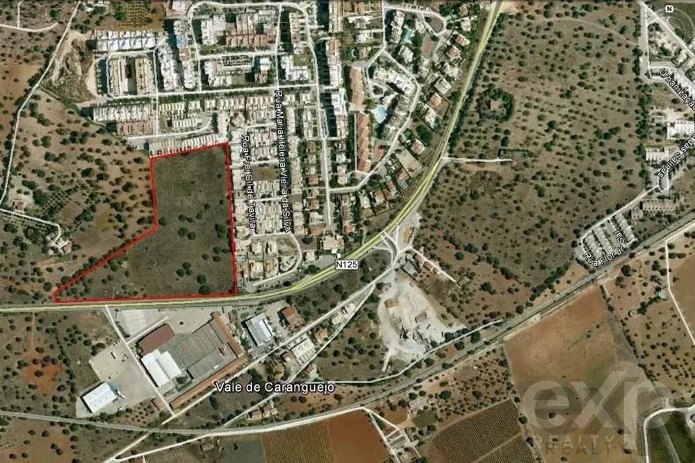 Urban land for sale in Tavira