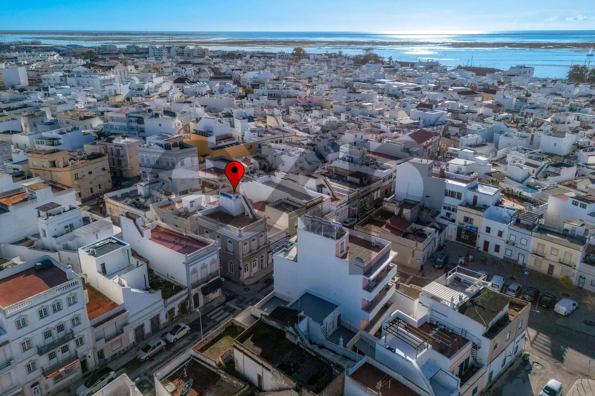 Stunning Large Townhouse in the Heart of Olhão