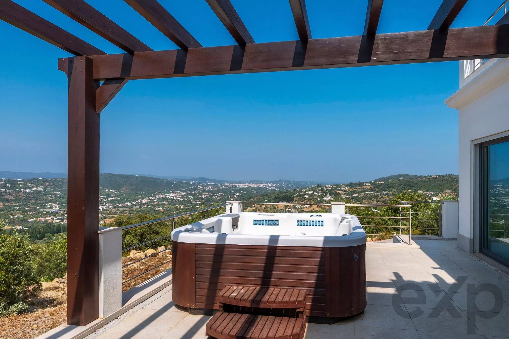 T3 Villa with magnificent views, close to São Bras de Alportel, Loule and Faro