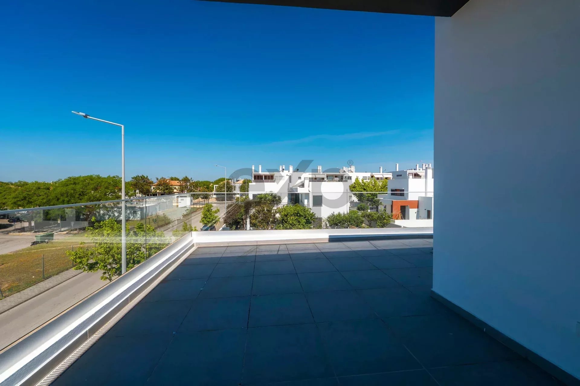 Contemporary Newly Built T6 Villa by Tavira Waterfront