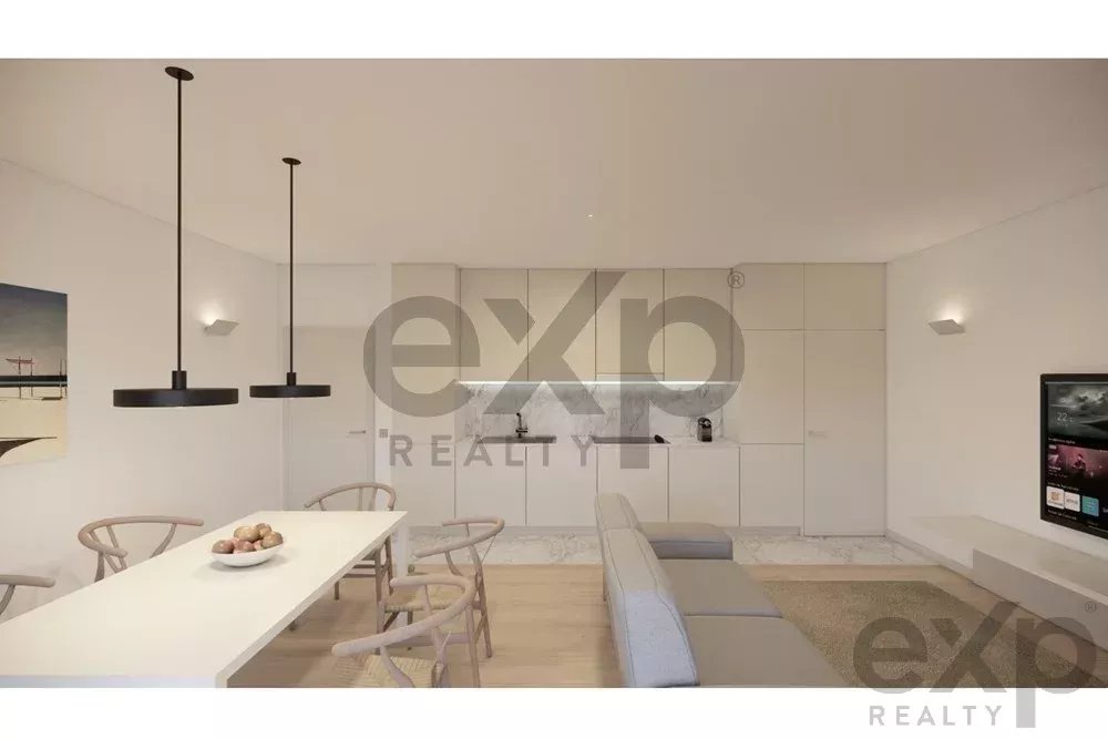 NEW CONSTRUCTION – 3 bedroom apartment with garage and storage room