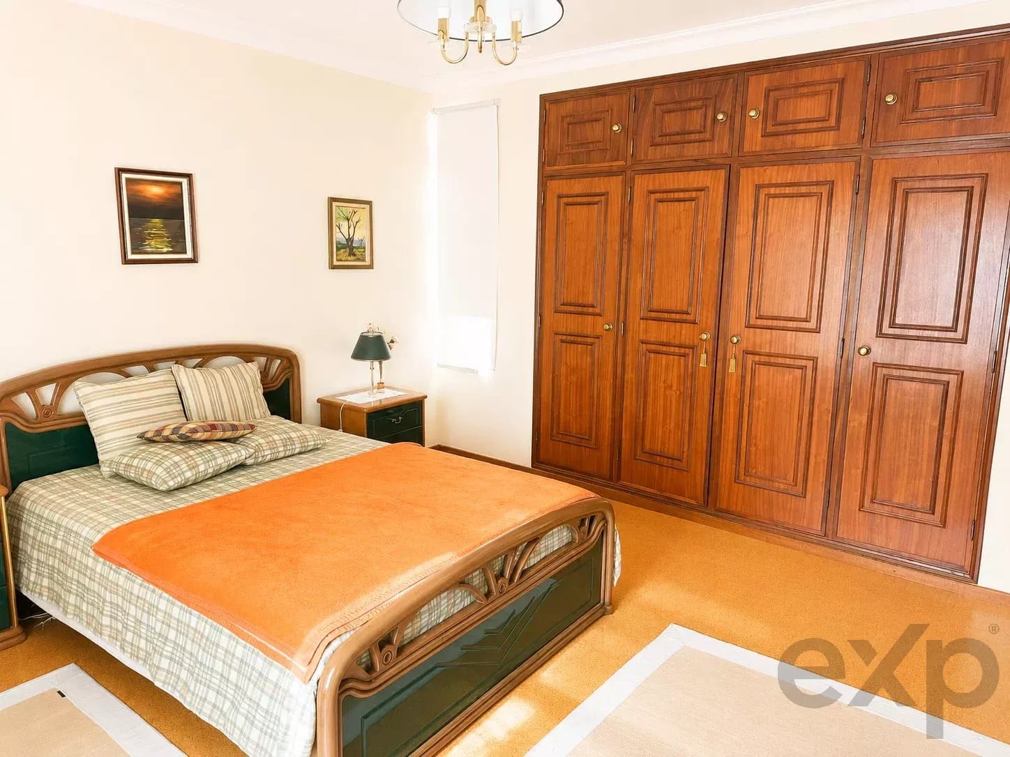 5-Bedroom House, Altura