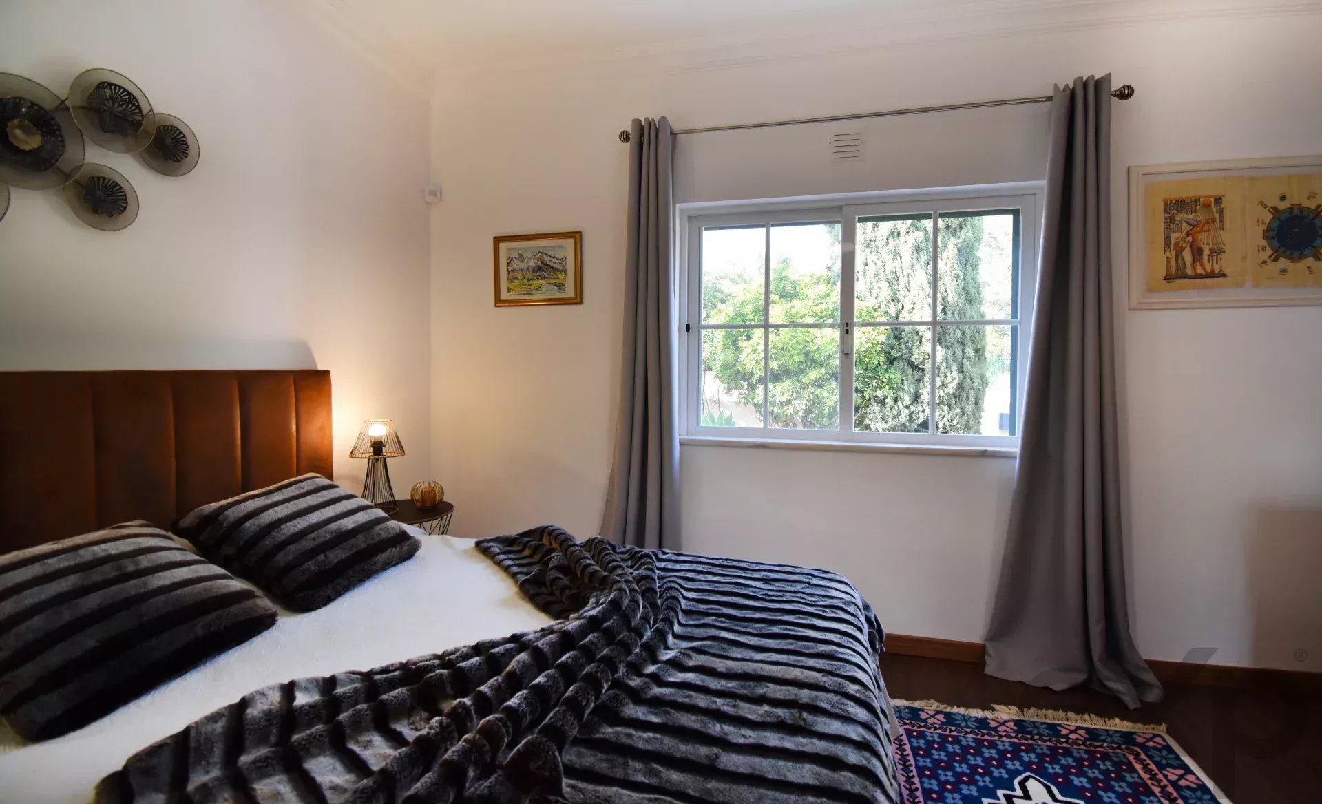 3-bedr. house + 1-bedr. annex, swimming pool and garage,