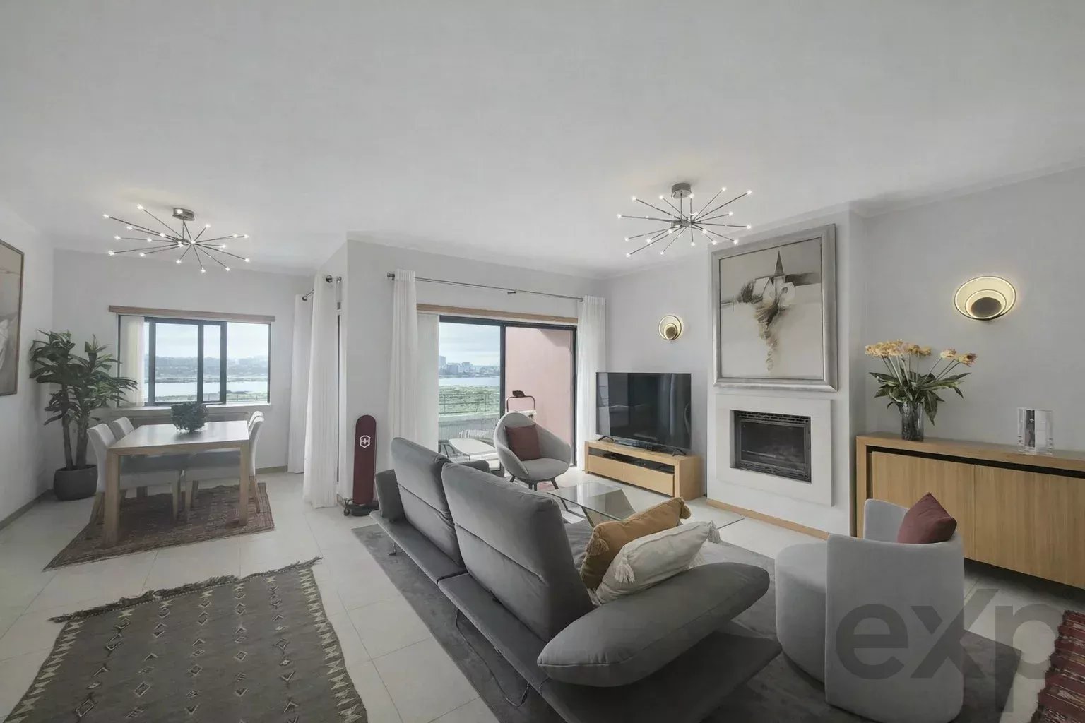 Semi-detached house with independent Apartment & rooftop – Exceptional panoramic view