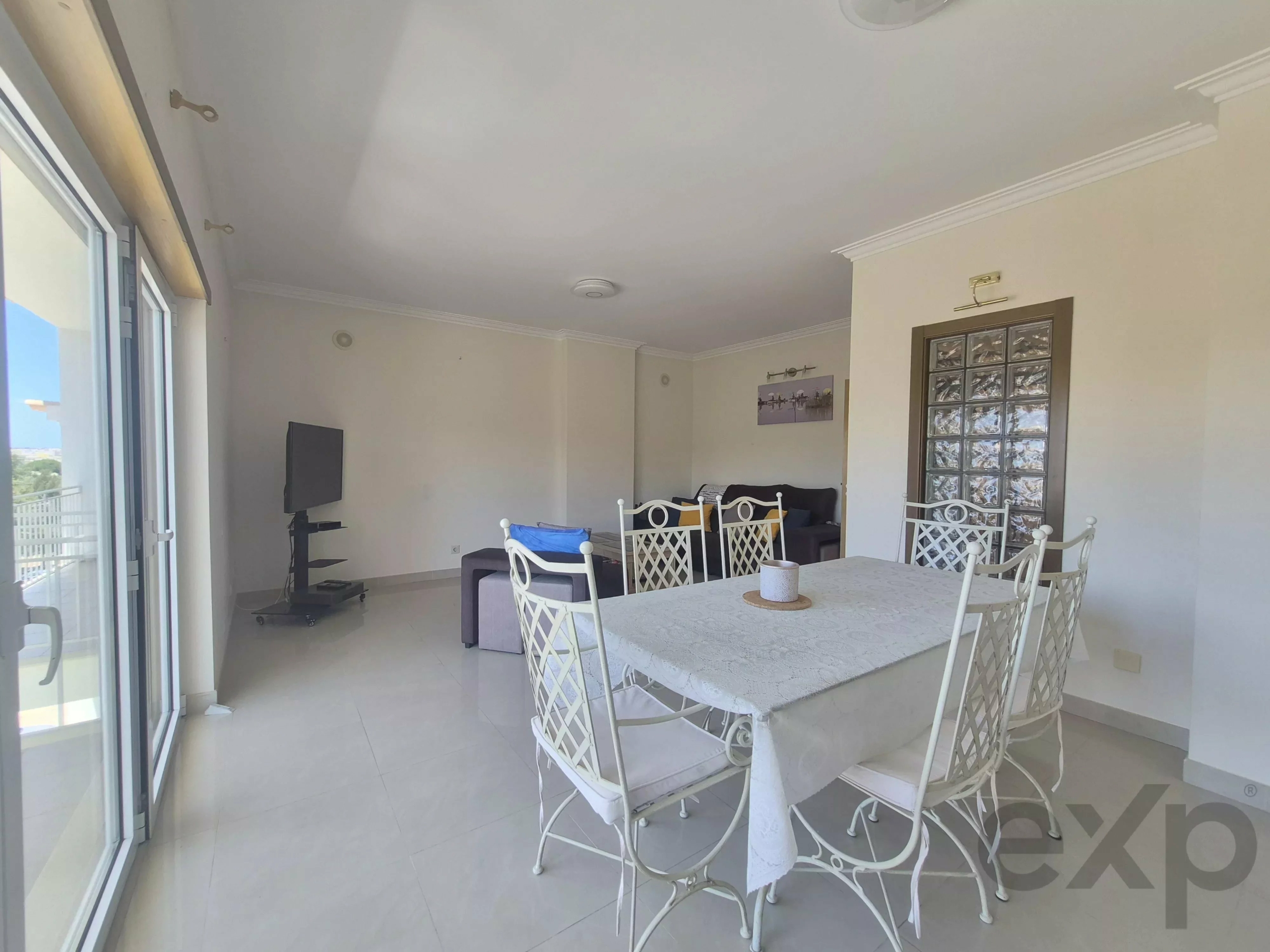 3 Bedroom Apartment, duple garage, Ferragudo area.