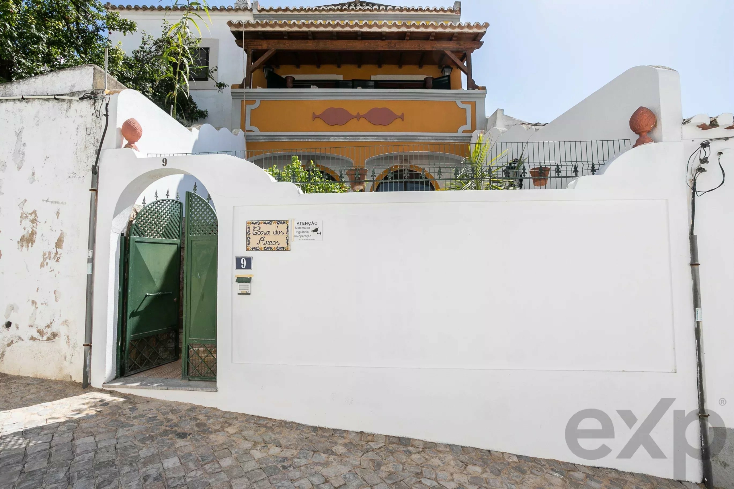 Stunning 4-Bedroom Townhouse in Tavira’s Historic Centre