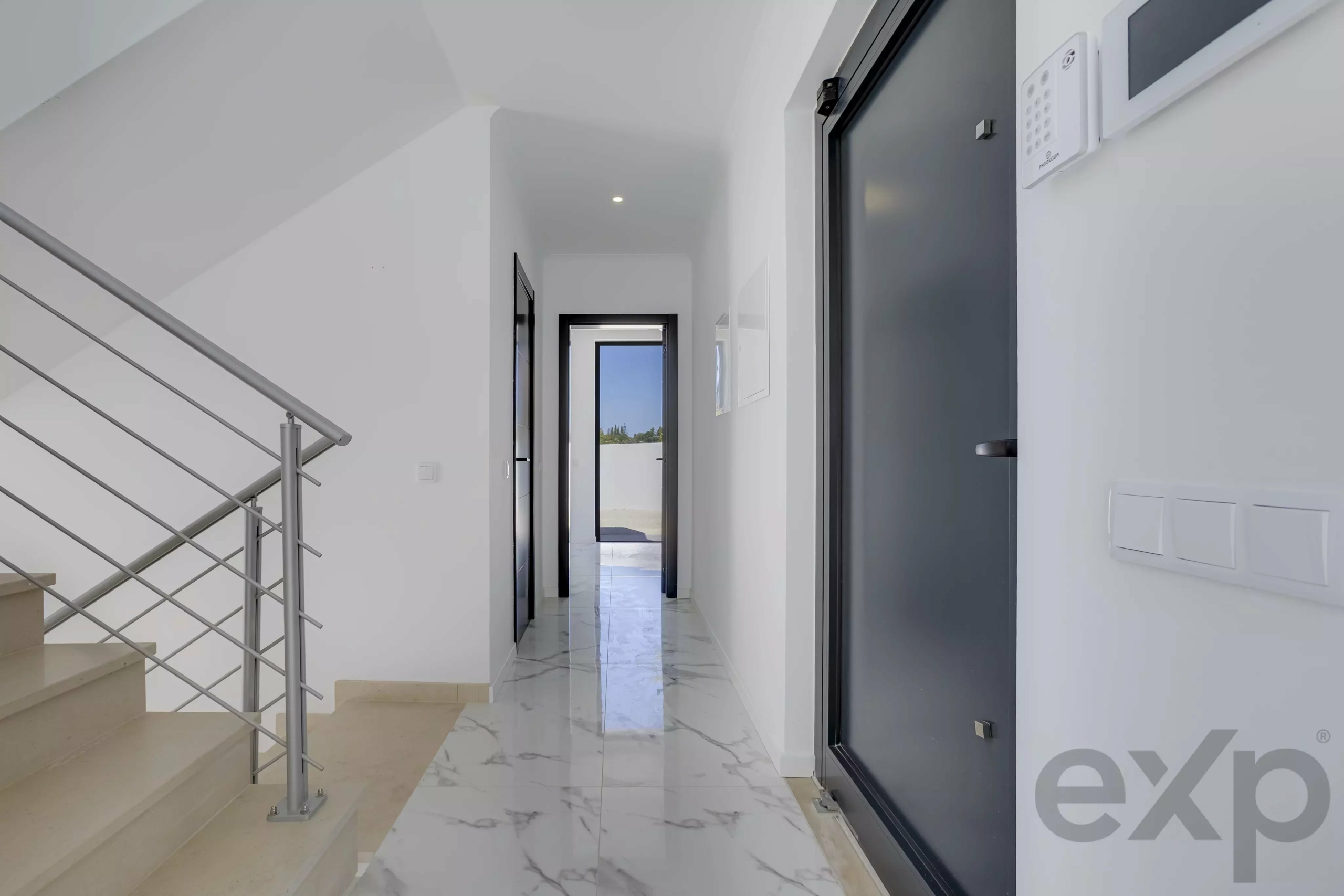 New-Build Villa with Private Pool, Steps from Meia Praia, Lagos