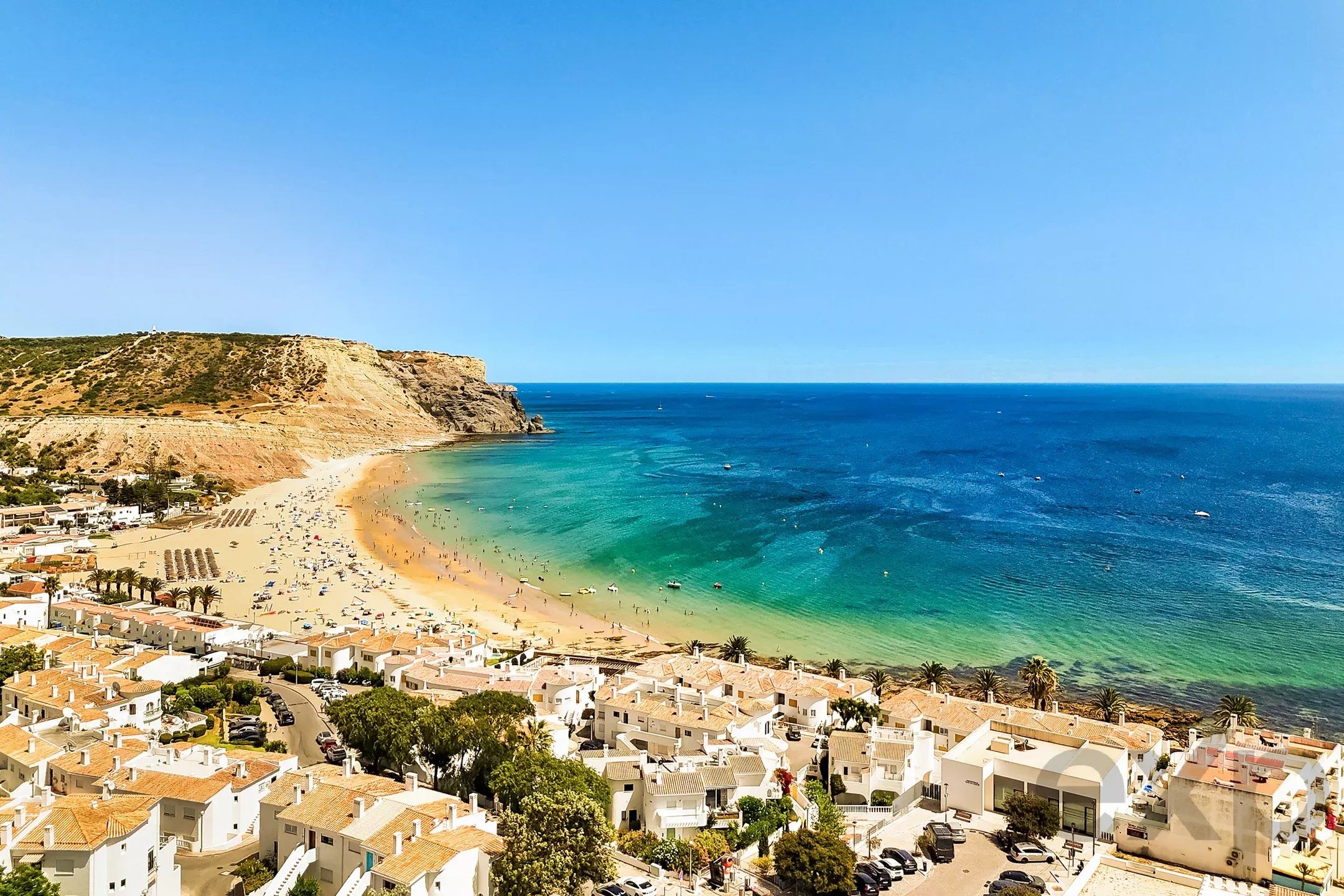 Rare 3-Bedroom Apartment with Sea Views in Praia da Luz
