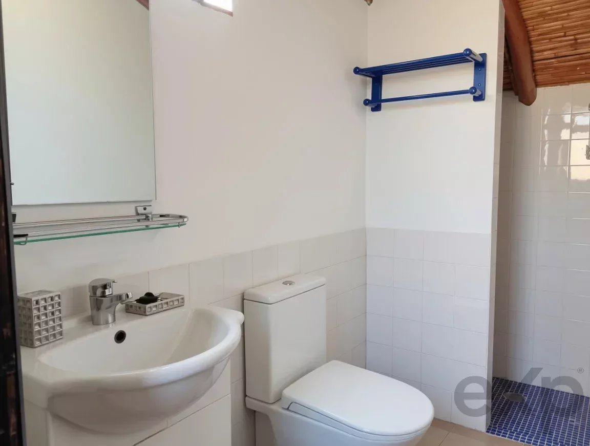 Exclusive property with five independent units and investment potential