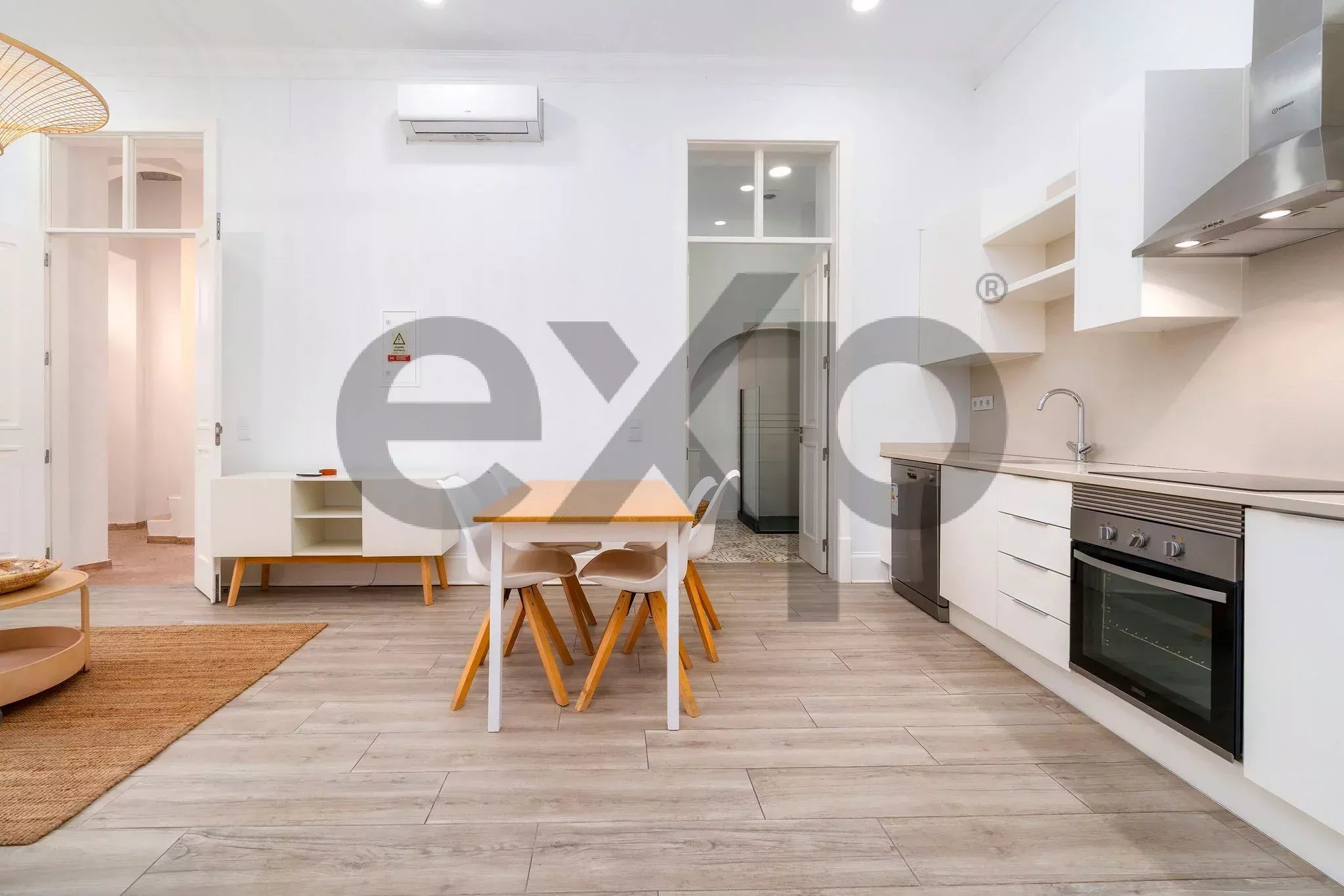 Stunning Large Townhouse in the Heart of Olhão