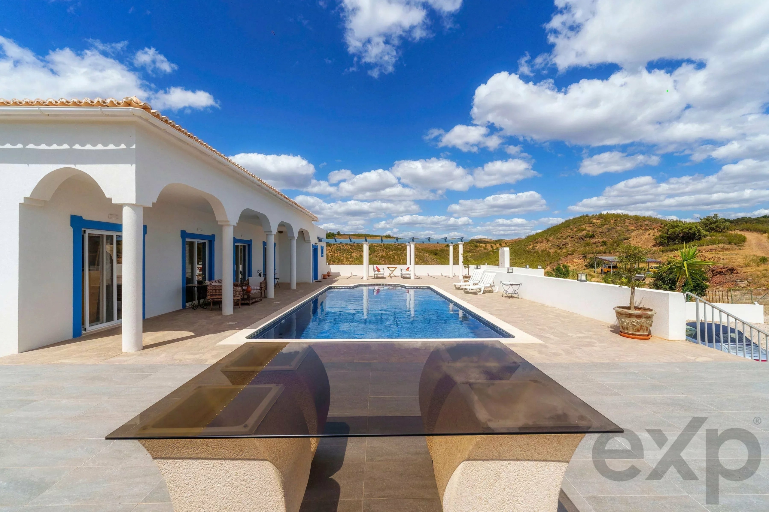 Renovated 5 Bed Countryside Villa with Pool, Panoramic Views, 2 Hectares
