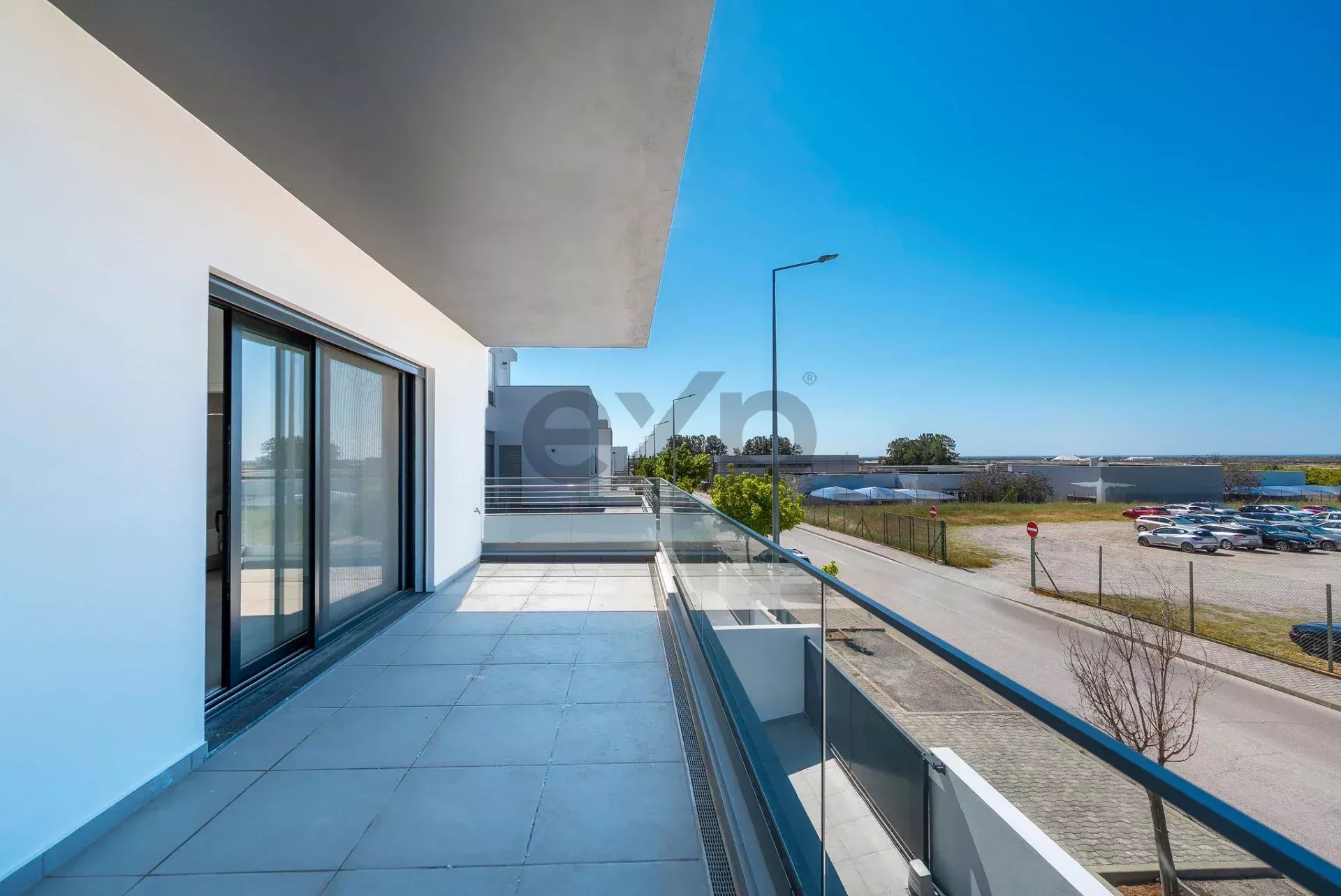 Contemporary Newly Built T6 Villa by Tavira Waterfront