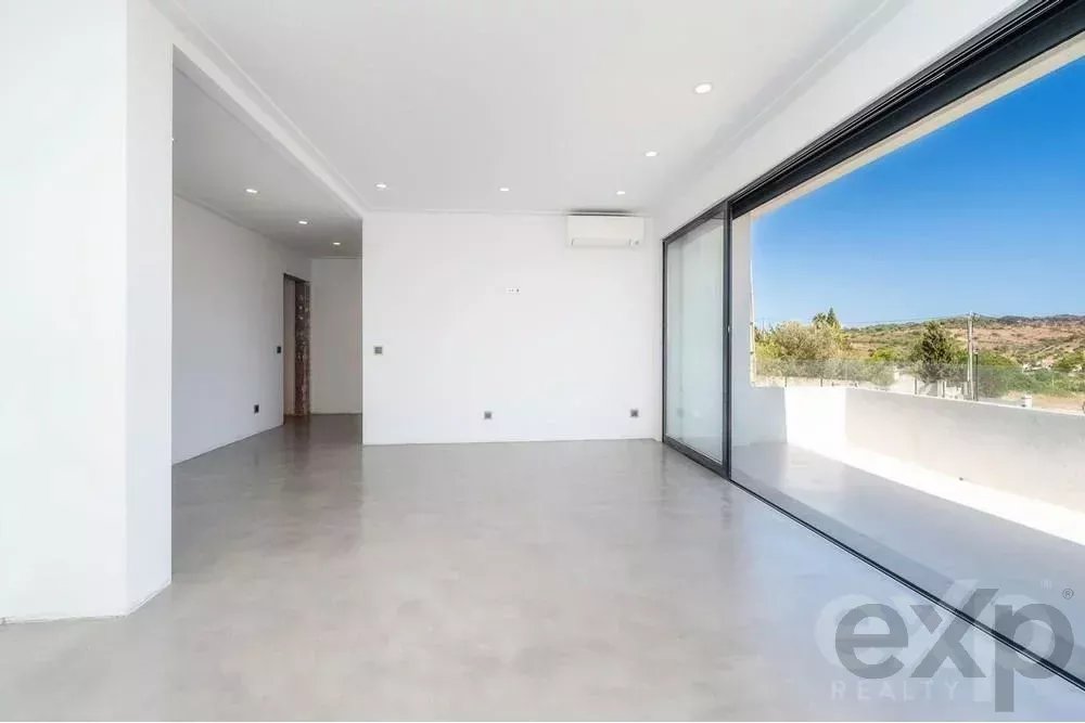 5 Bedroom Villa in Fonte Santa – Quarteira