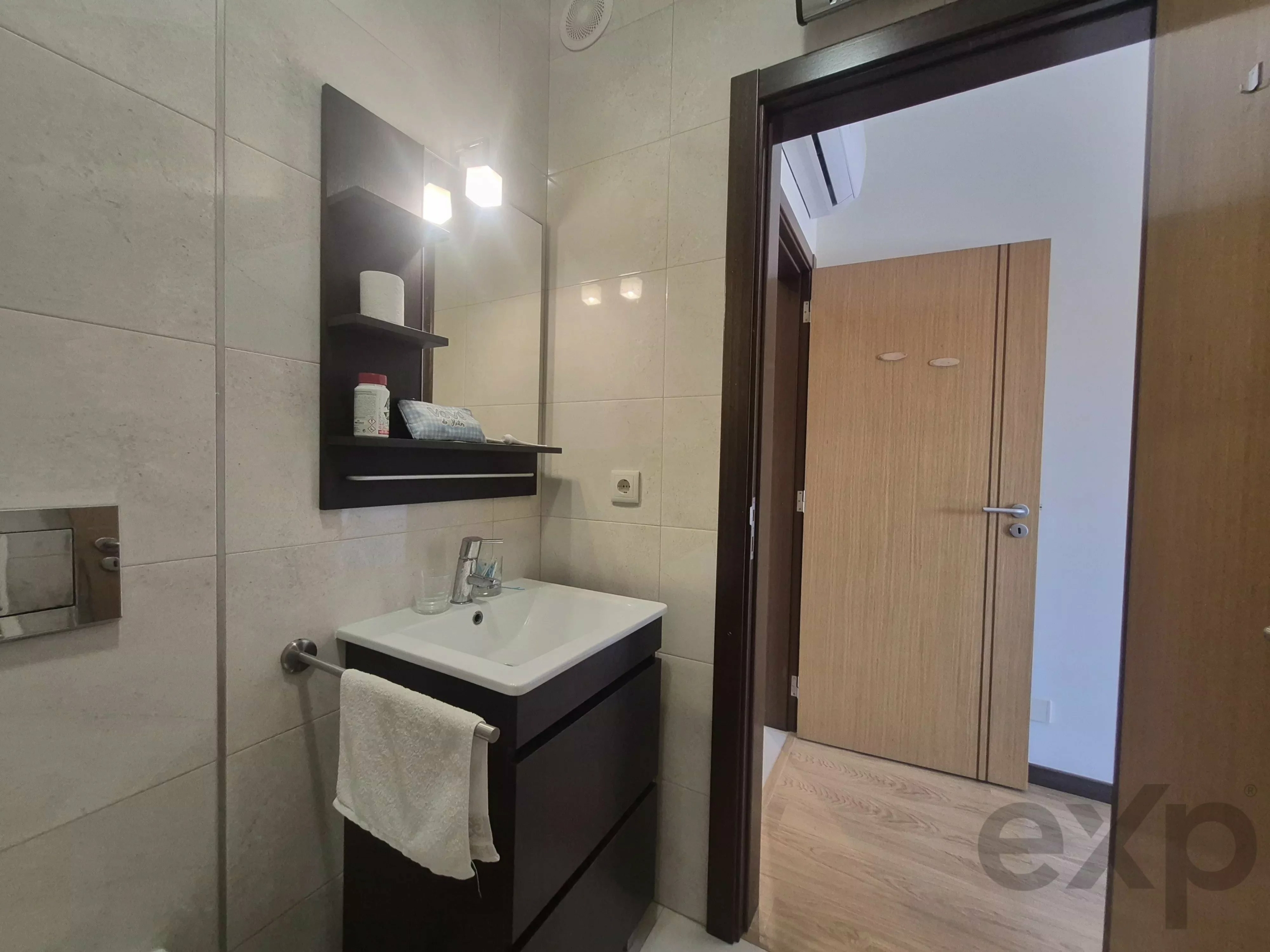 3 Bedroom Apartment, duple garage, Ferragudo area.