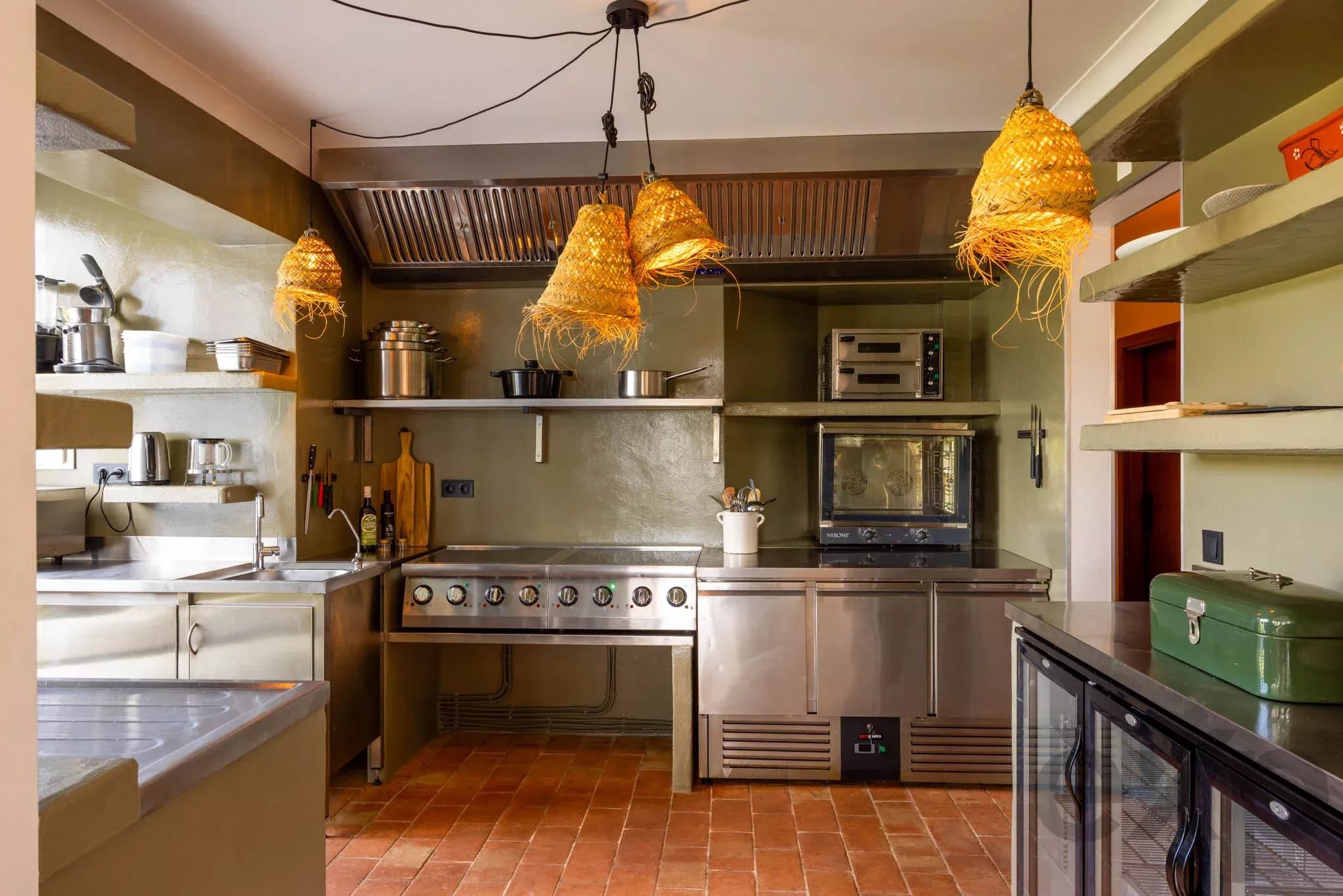 Rare Riverfront Estate with AL Licence: Turnkey 8-Suite Retreat Near Silves