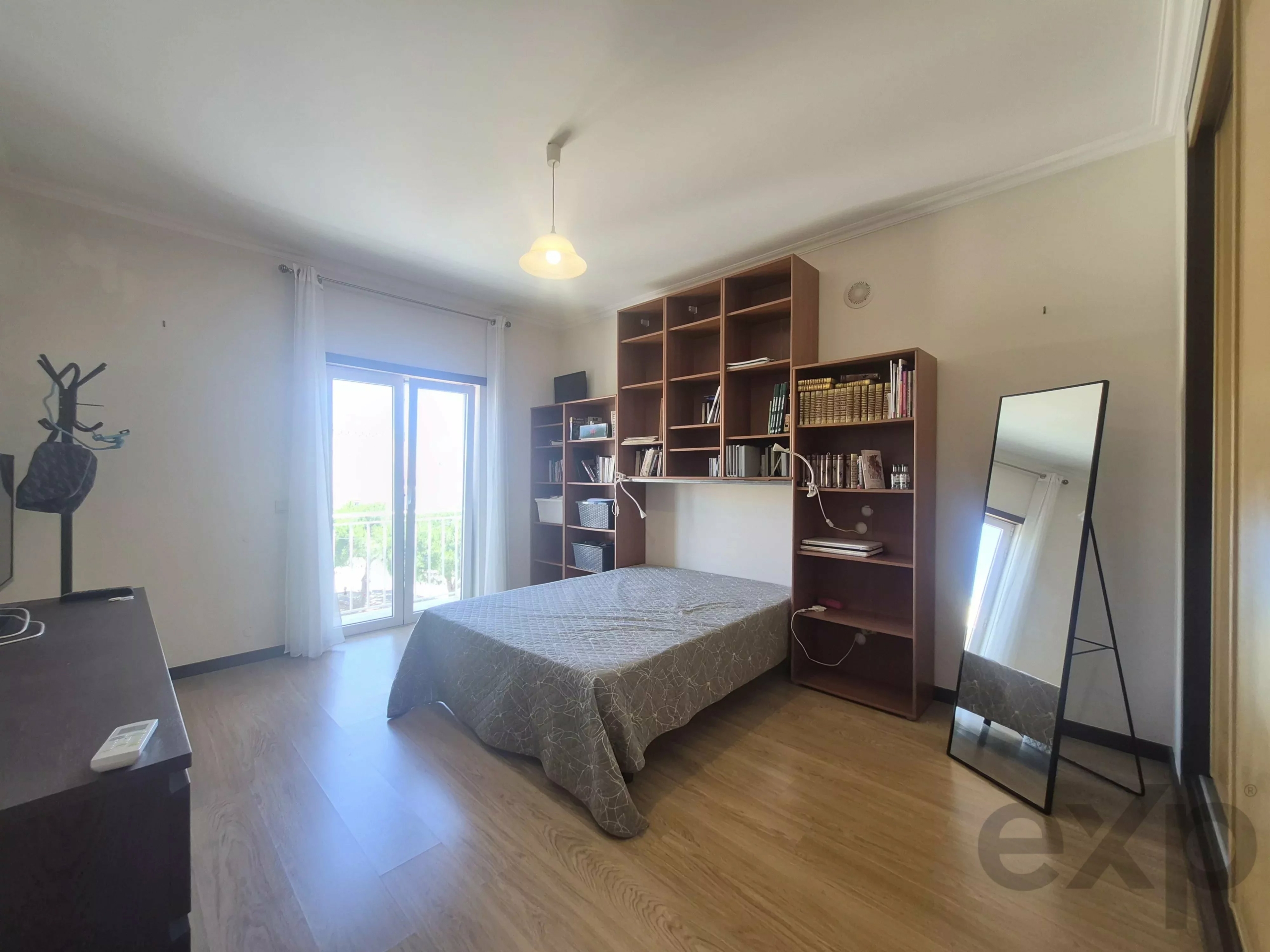 3 Bedroom Apartment, duple garage, Ferragudo area.
