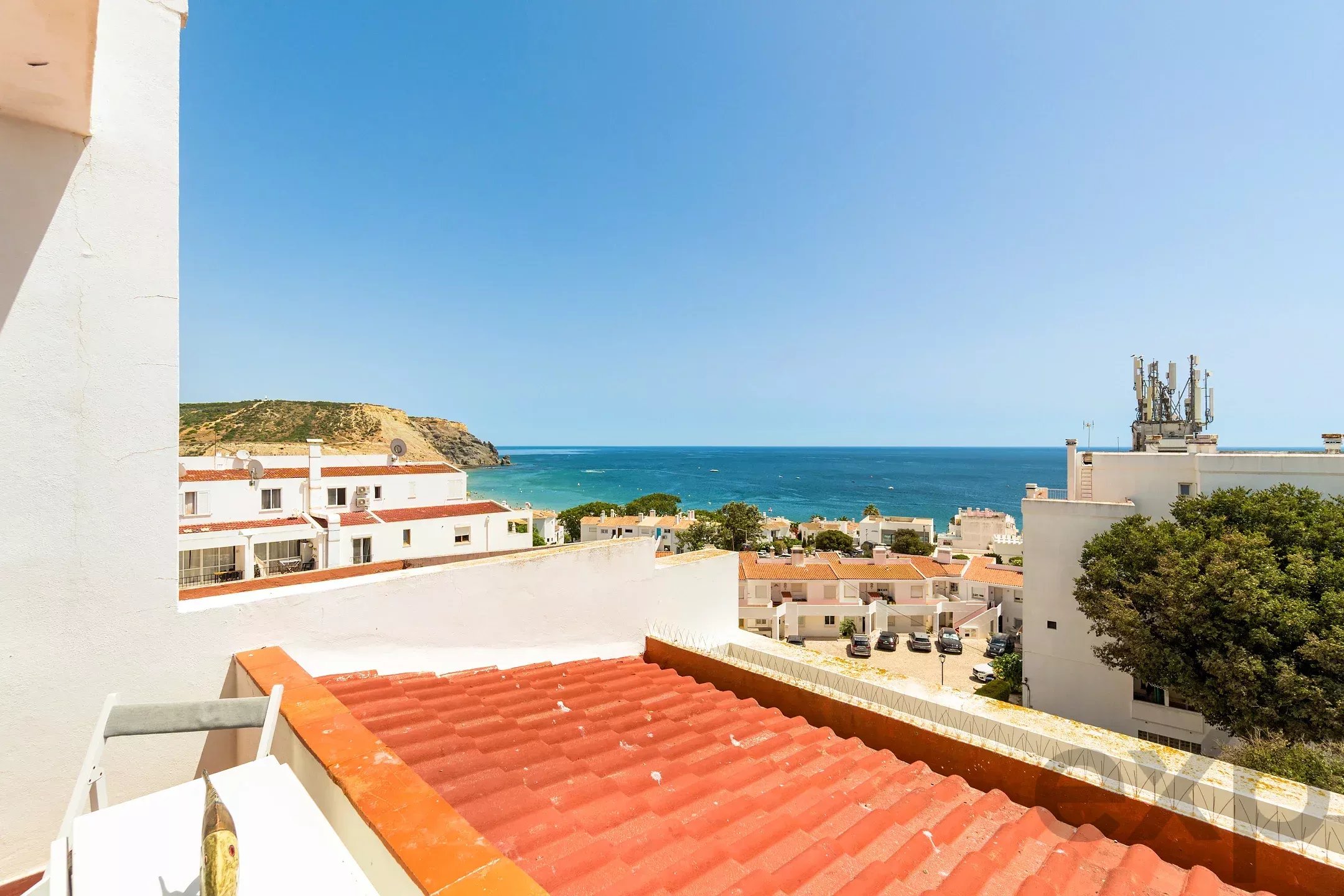 Rare 3-Bedroom Apartment with Sea Views in Praia da Luz