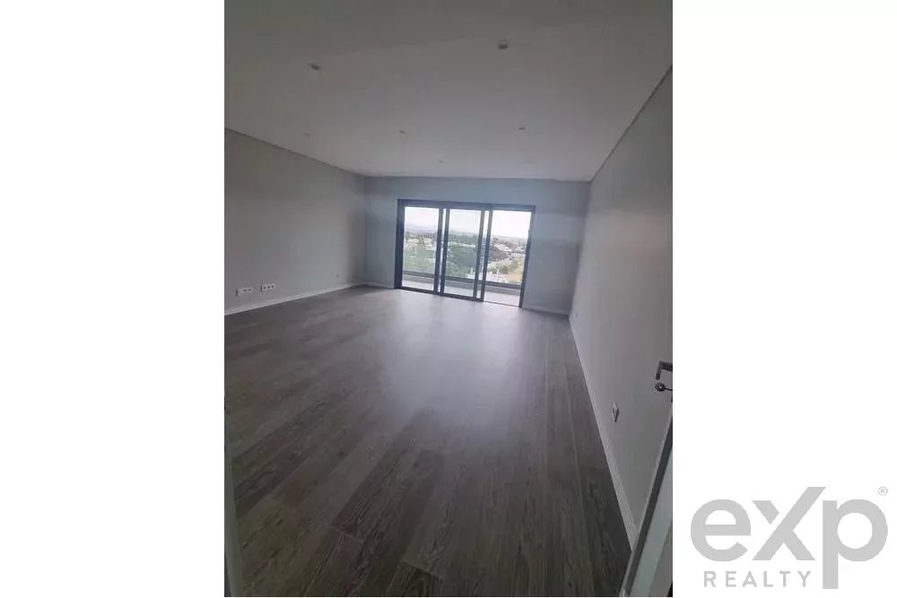 Apartamento T3 em Faro