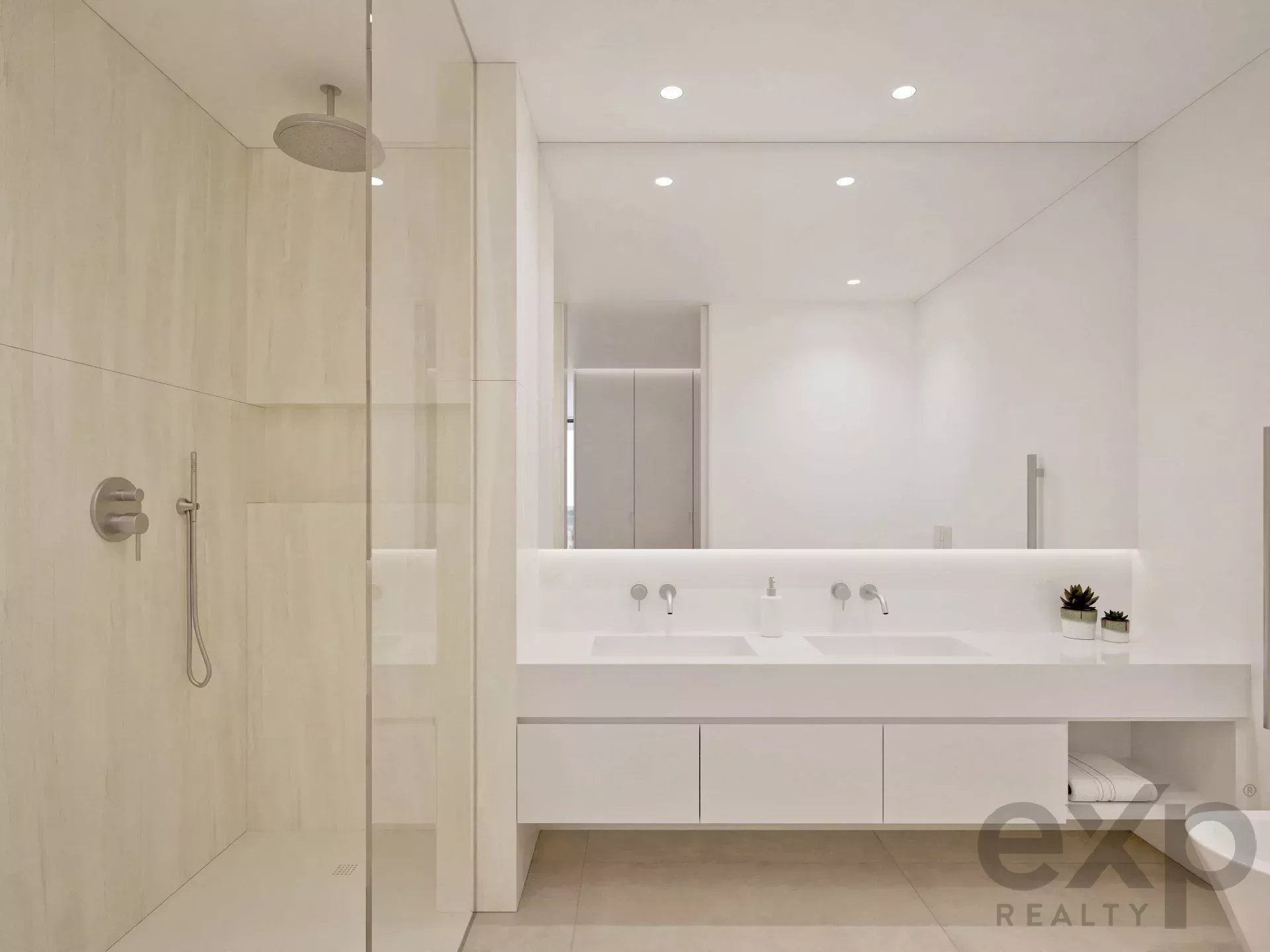 Brand New 4-Bed Ocean View Villa With Pool In Spectacular Location