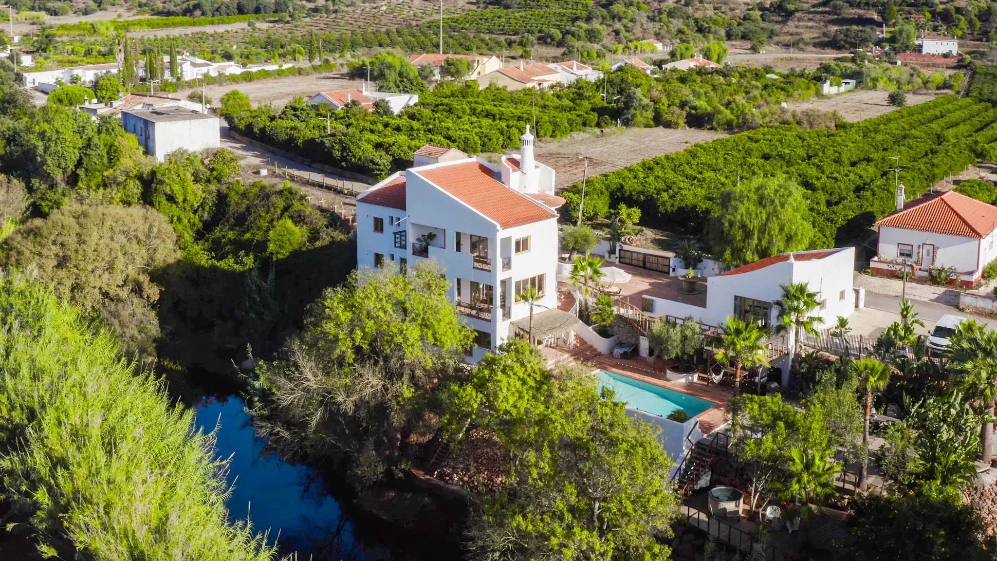 Rare Riverfront Estate with AL Licence: Turnkey 8-Suite Retreat Near Silves