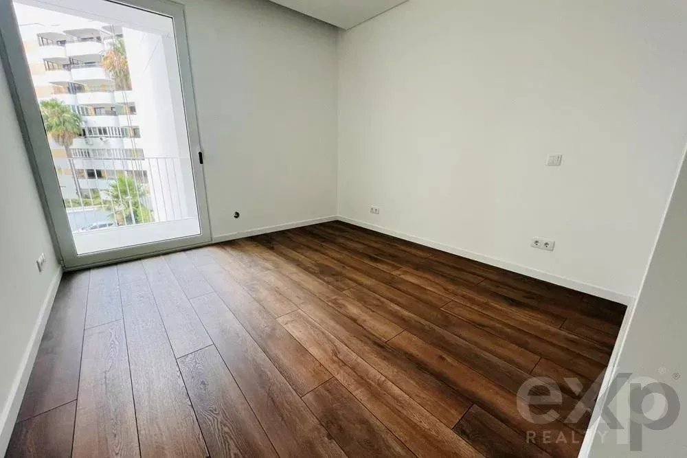 New 3 bedroom apartment in Vilamoura