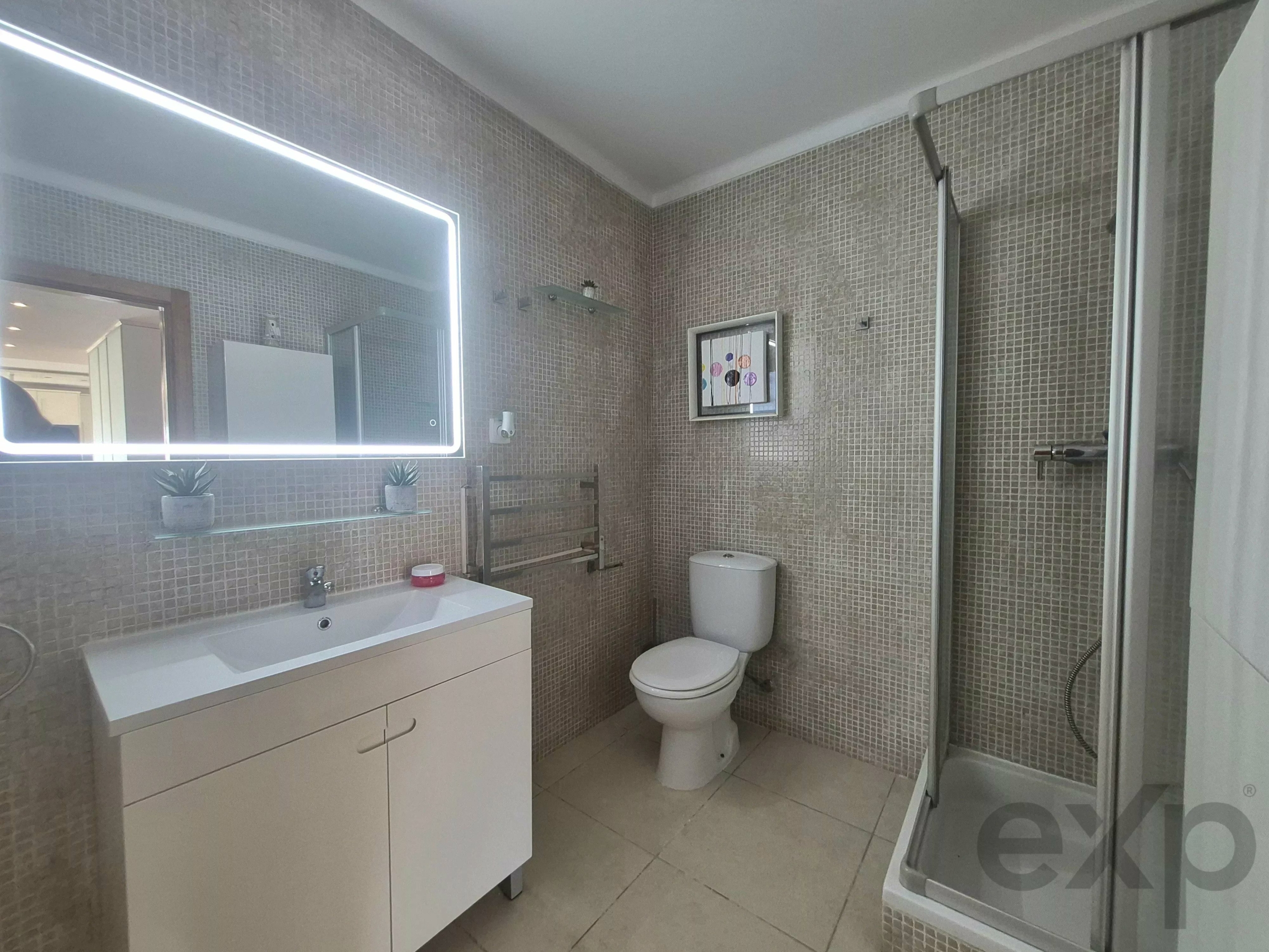 Semi-detached house with independent Apartment & rooftop – Exceptional panoramic view