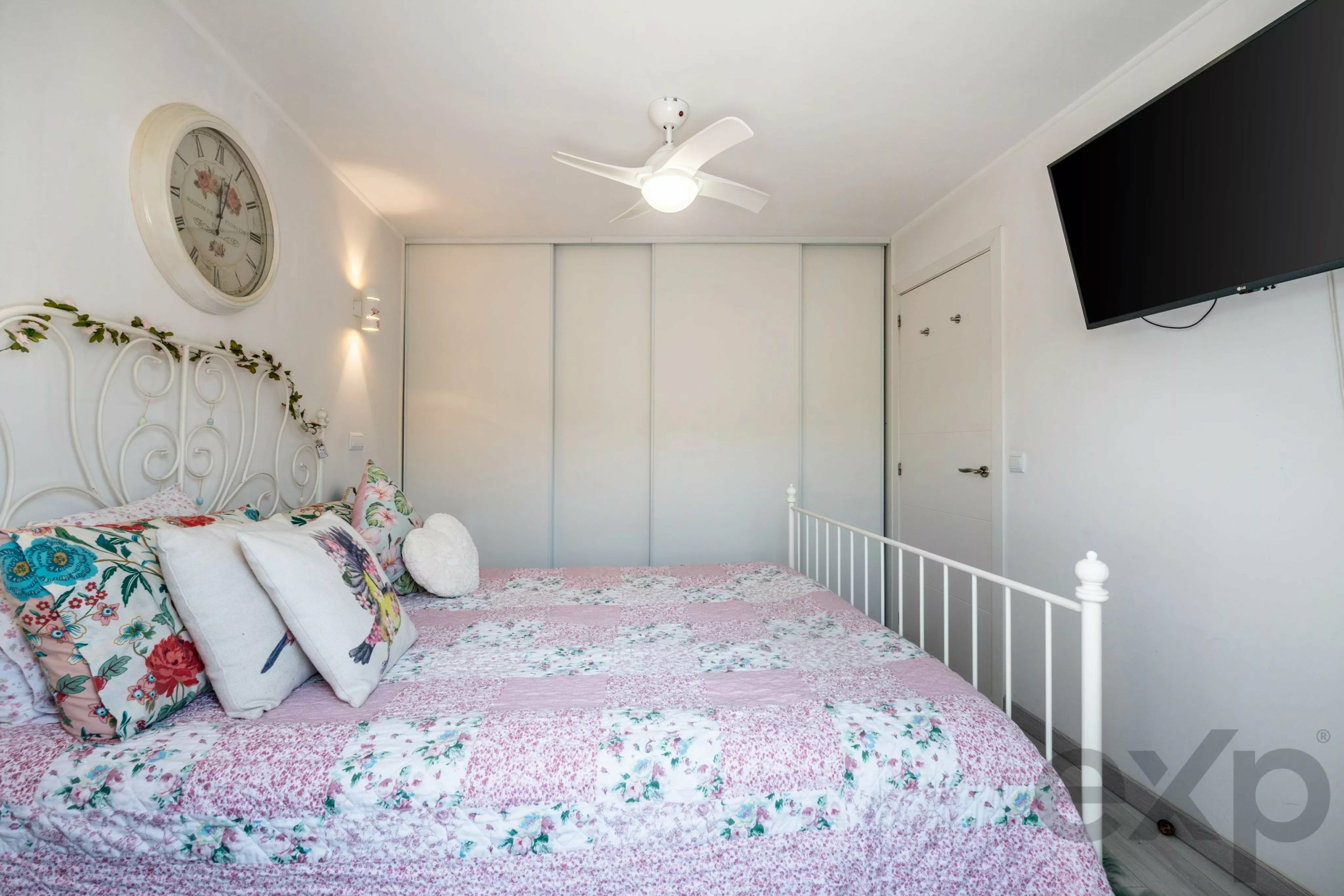 Beautifully Renovated 2-Bedroom Home with Landscaped Garden & Log Cabin Between Messines and Silves