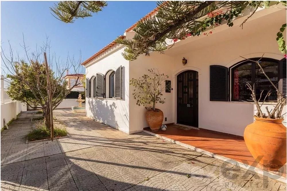 Moradia independente T5 com grande piscina em Altura, Tavira, Portugal