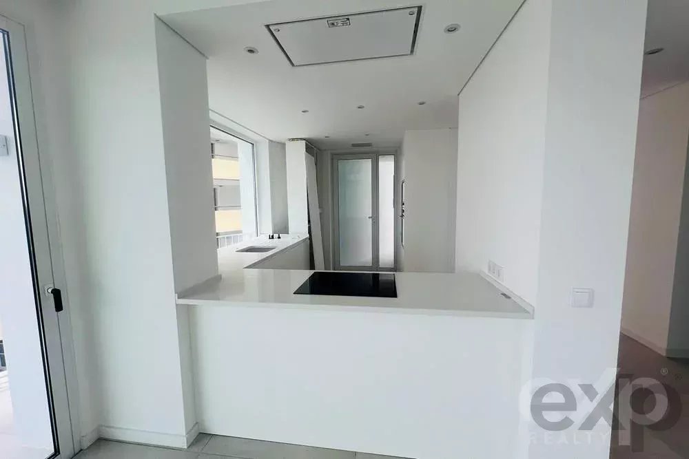 New 3 bedroom apartment in Vilamoura