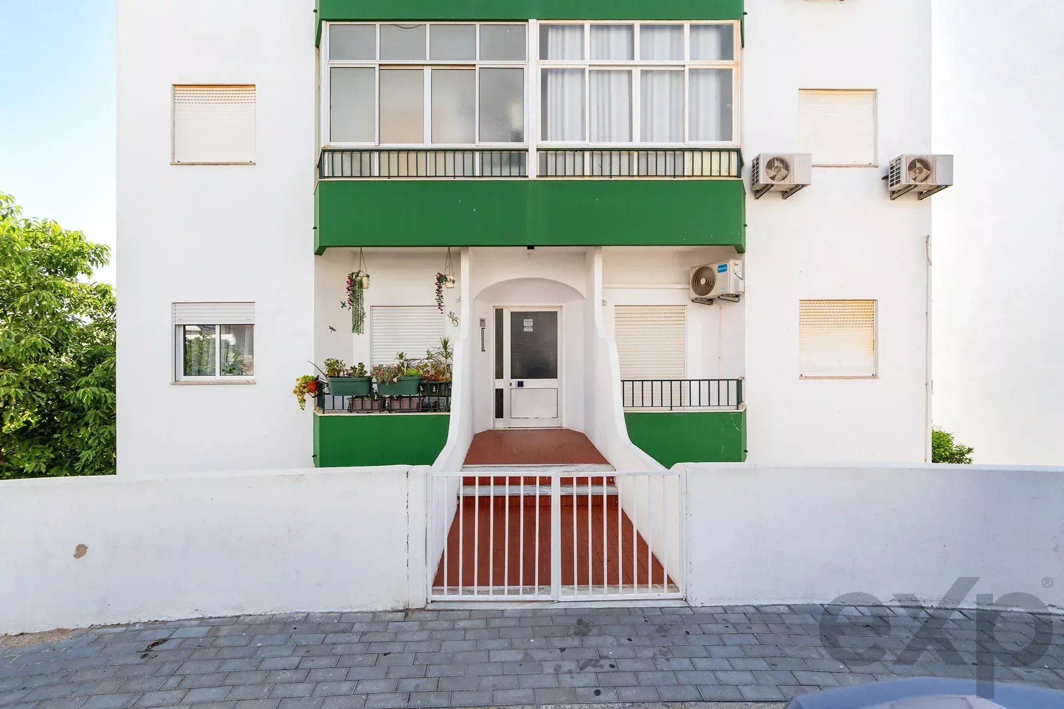 Portimão – 2-Bedroom with 65m² and large private garage