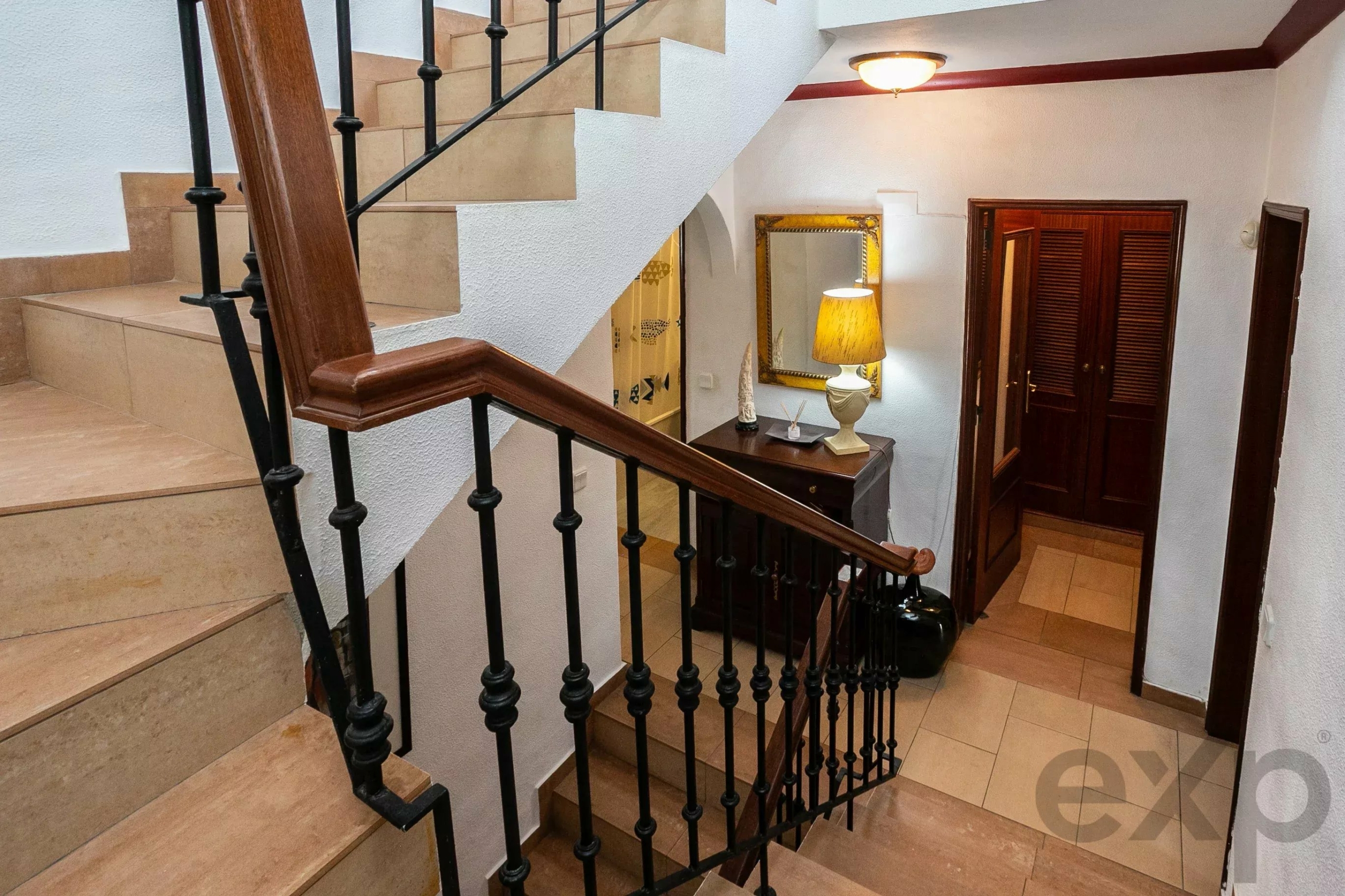 Stunning 4-Bedroom Townhouse in Tavira’s Historic Centre