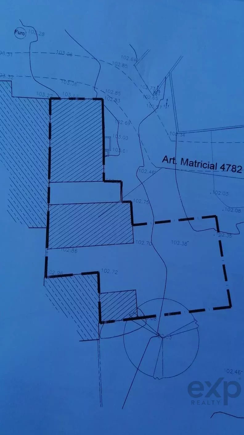 Terreno urbano para construção