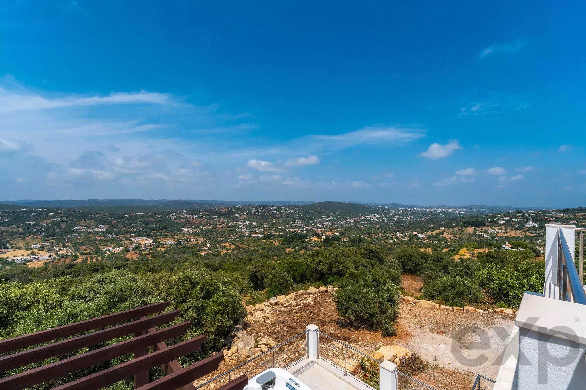 T3 Villa with magnificent views, close to São Bras de Alportel, Loule and Faro