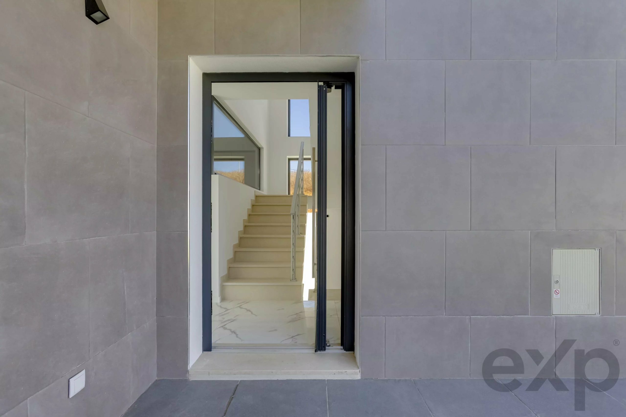New-Build Villa with Private Pool, Steps from Meia Praia, Lagos