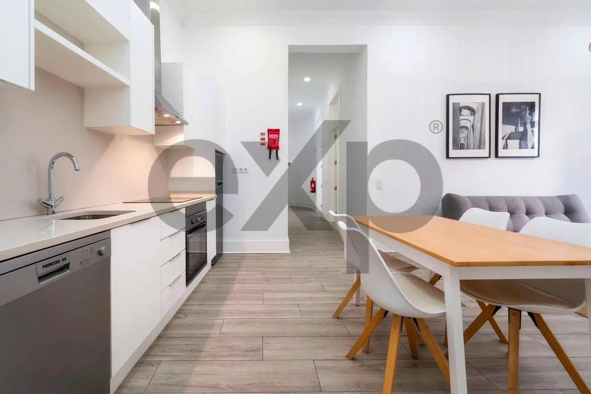 Stunning Large Townhouse in the Heart of Olhão