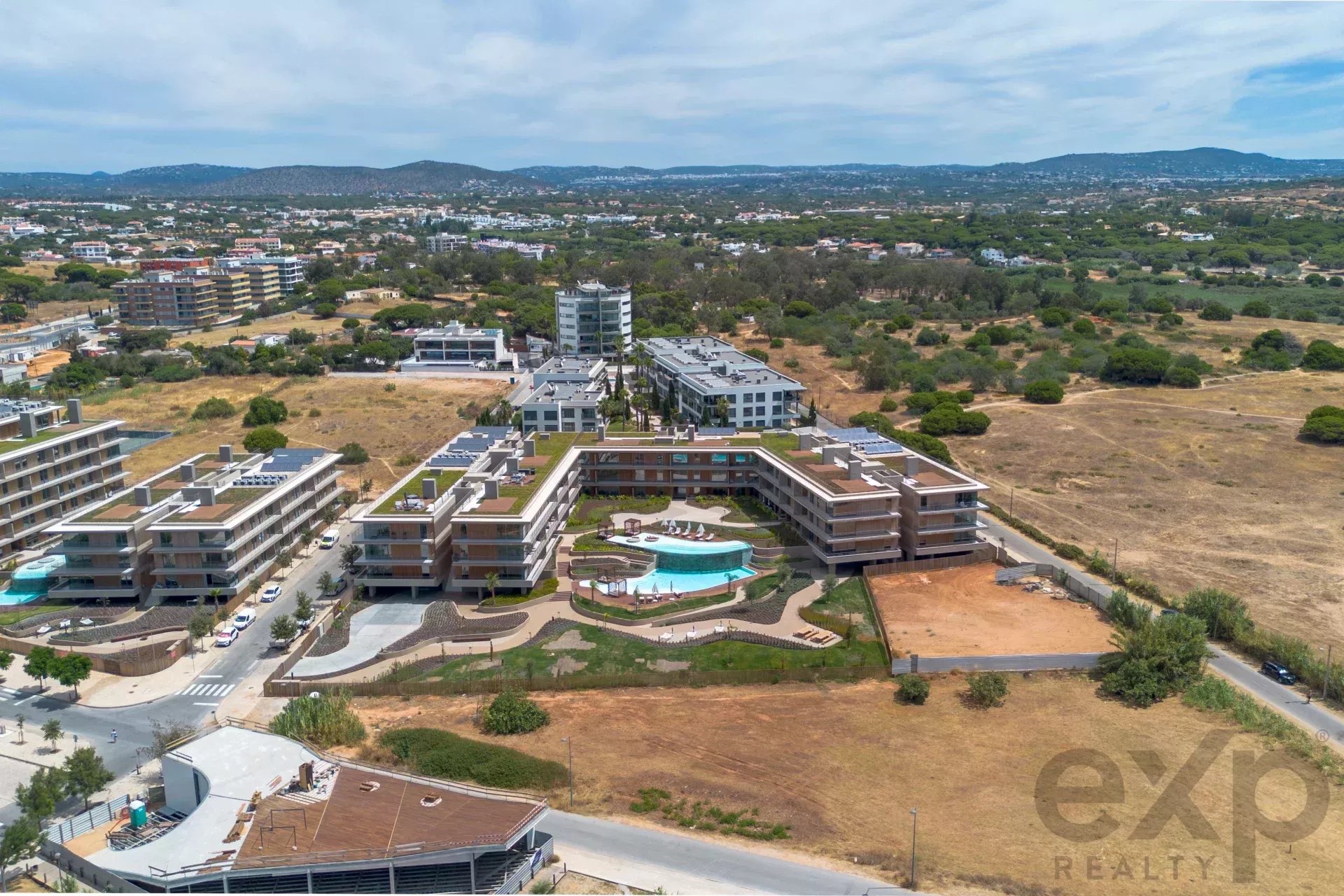 Apartamento de Luxo T2 em Quarteira, Algarve