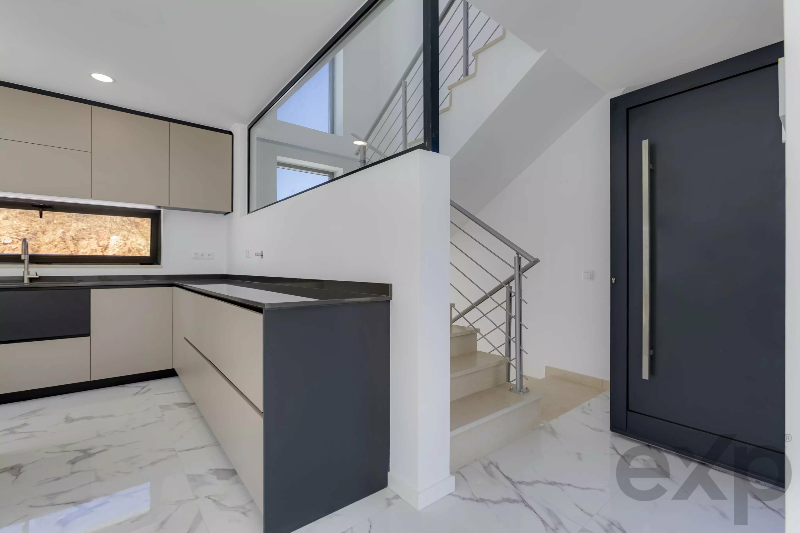 New-Build Villa with Private Pool, Steps from Meia Praia, Lagos