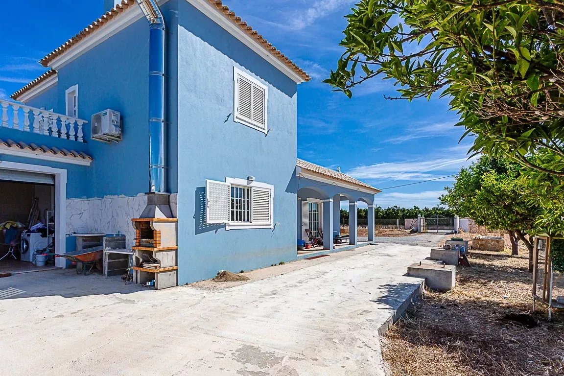 4-Bedroom Villa with 8,400m² Plot, Luz de Tavira - Algarve
