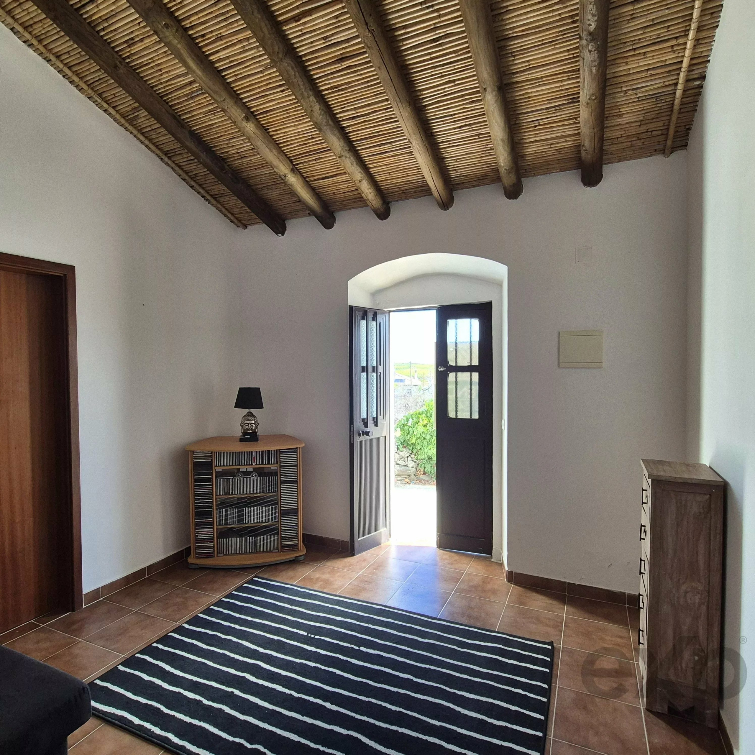Two traditional houses with land in Vicentes, Alcoutim