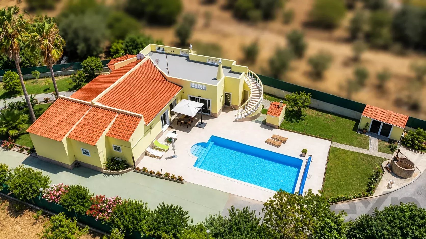 Villa de 4 chambres avec piscine sur un terrain de 1.640 m²