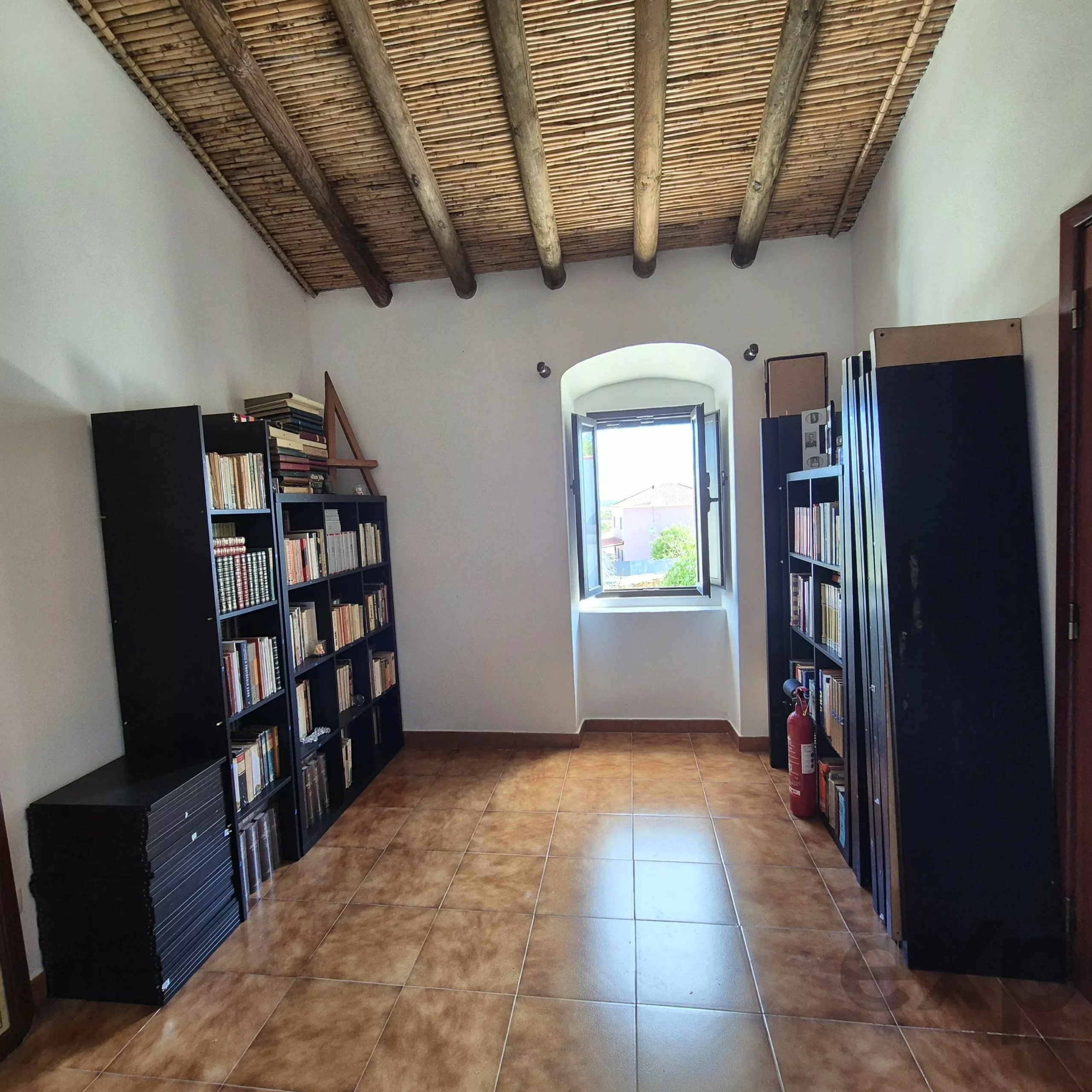 Two traditional houses with land in Vicentes, Alcoutim