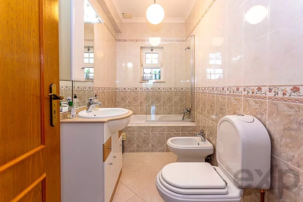 4-Bedroom Villa with 8,400m² Plot, Luz de Tavira - Algarve