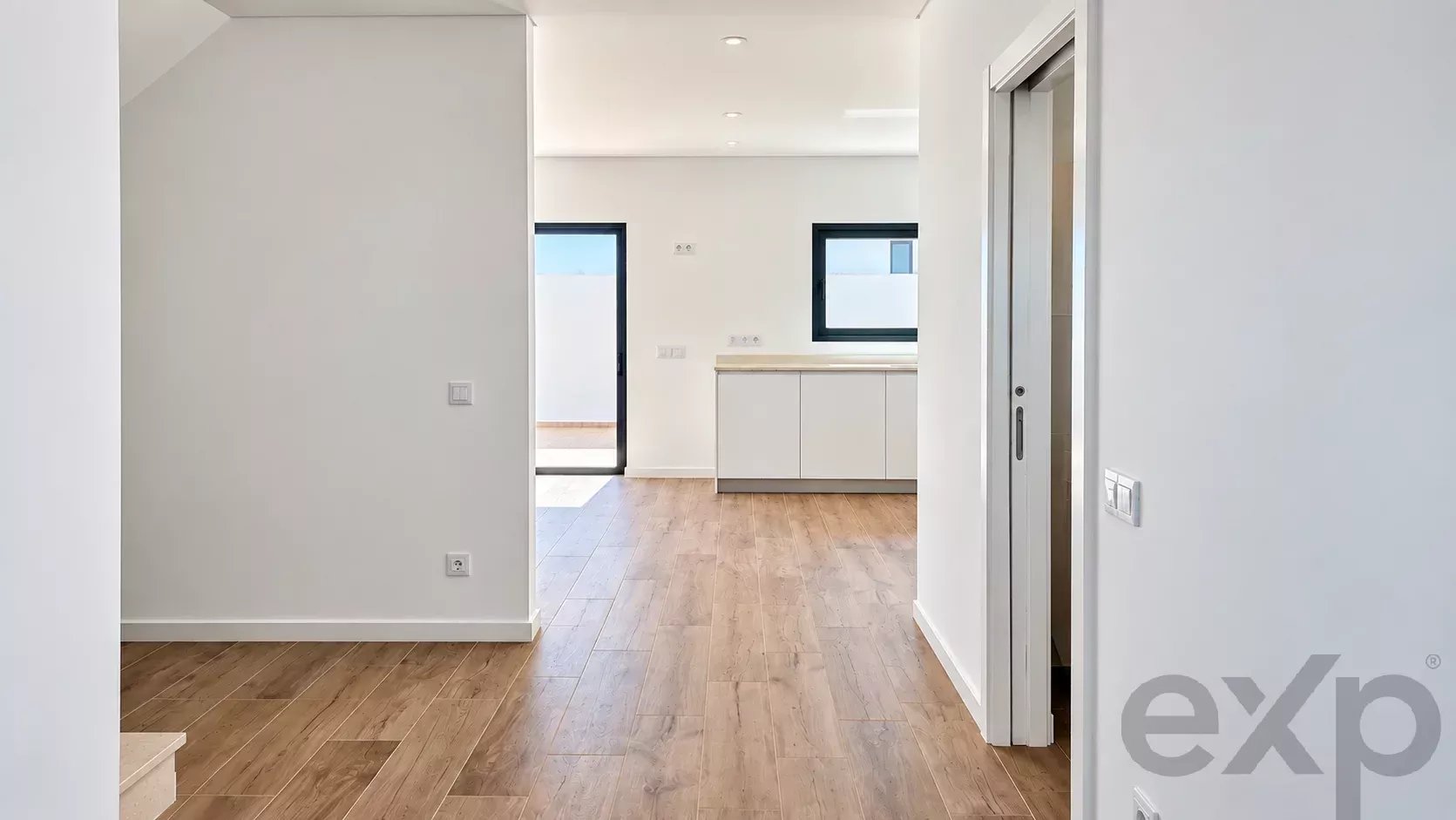Maison neuve de 3 chambres à 5 minutes de la plage de Fuseta