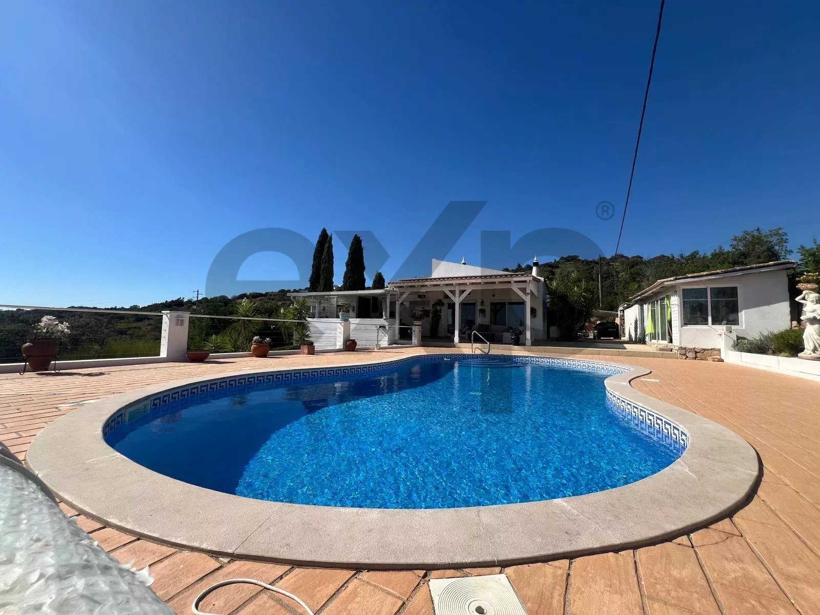 Elevated Algarve Villa with Incredible Sea Views, Pool and Exceptional Energy Efficiency