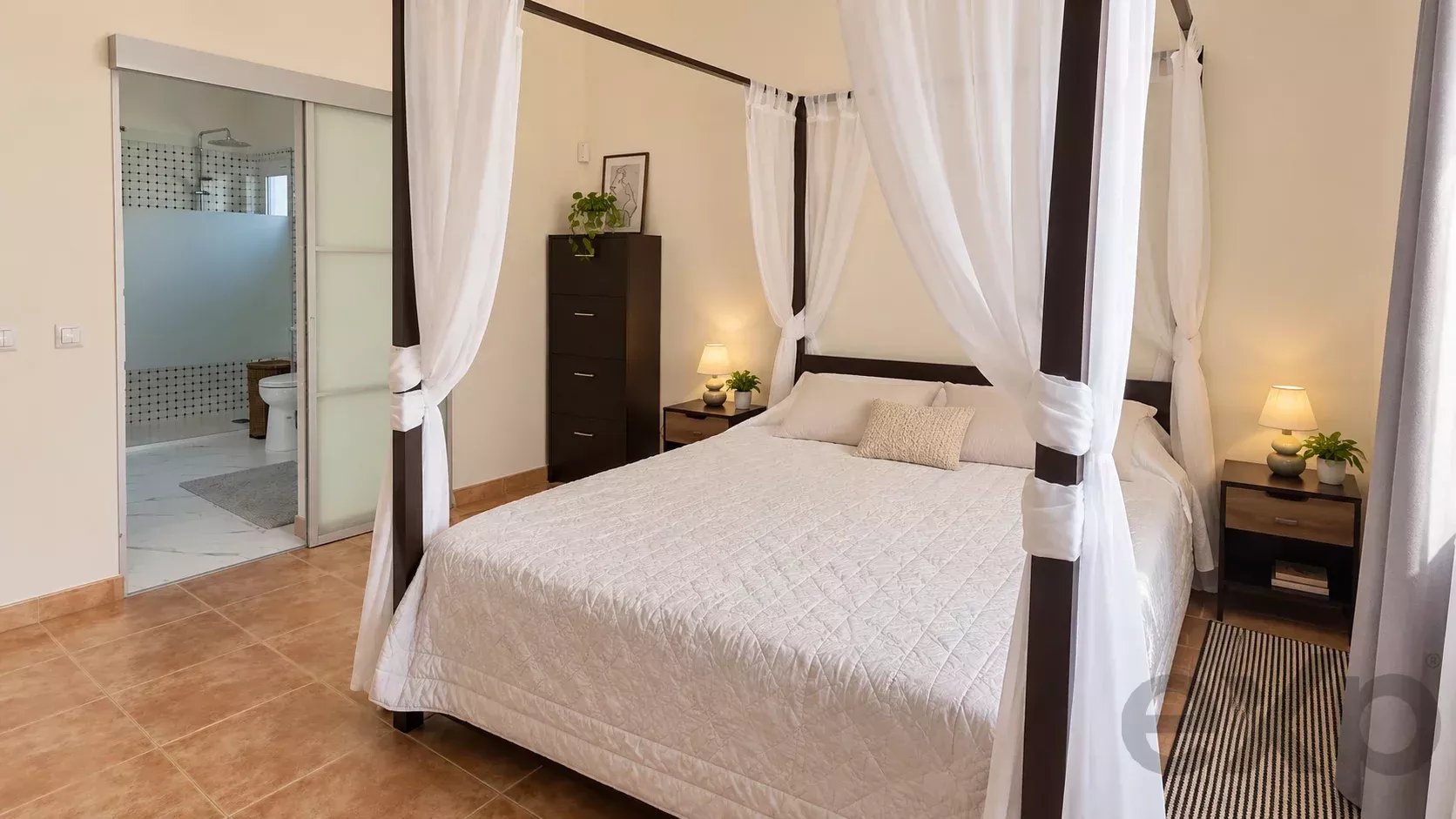 Villa de 4 chambres avec piscine sur un terrain de 1.640 m²